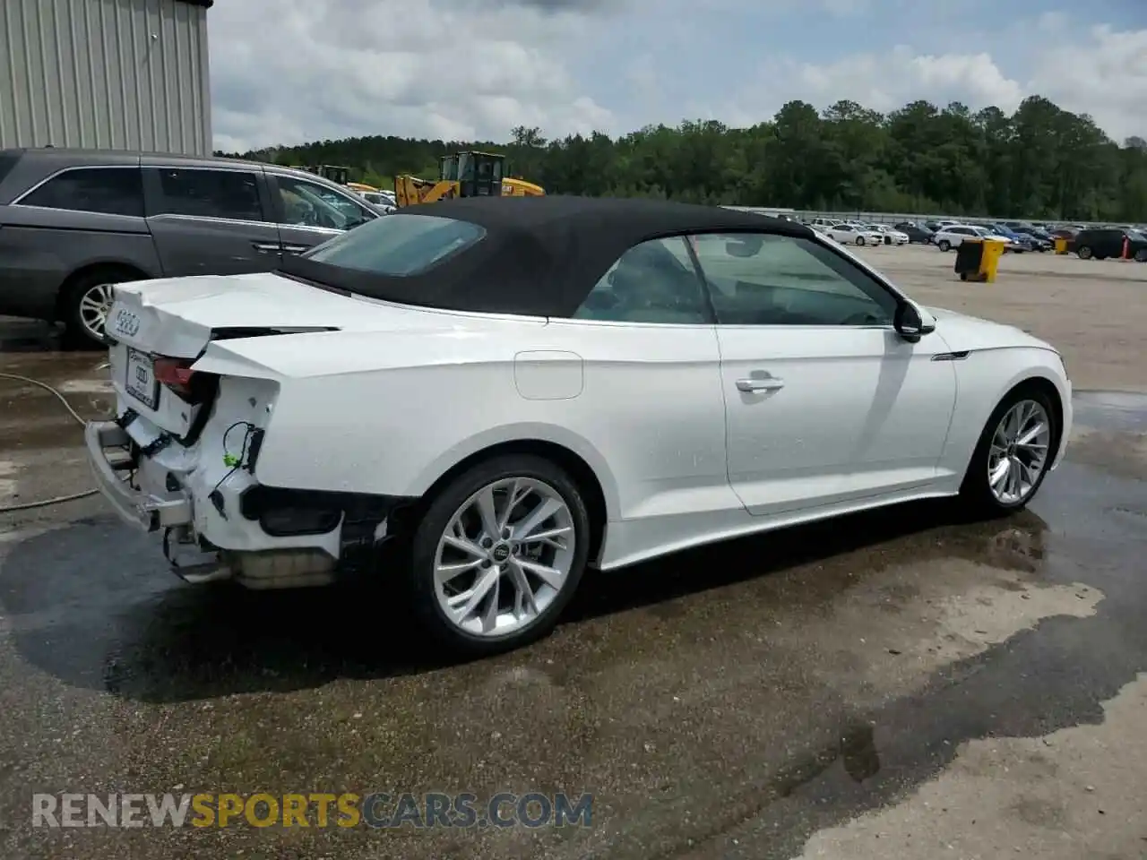 3 Photograph of a damaged car WAU2AGF50NN003649 AUDI A5 2022
