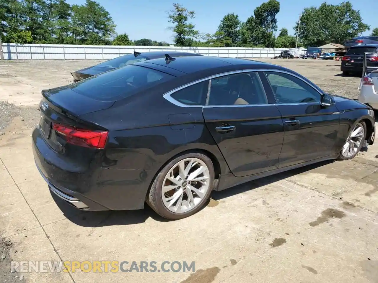 3 Photograph of a damaged car WAUABCF50NA015342 AUDI A5 2022