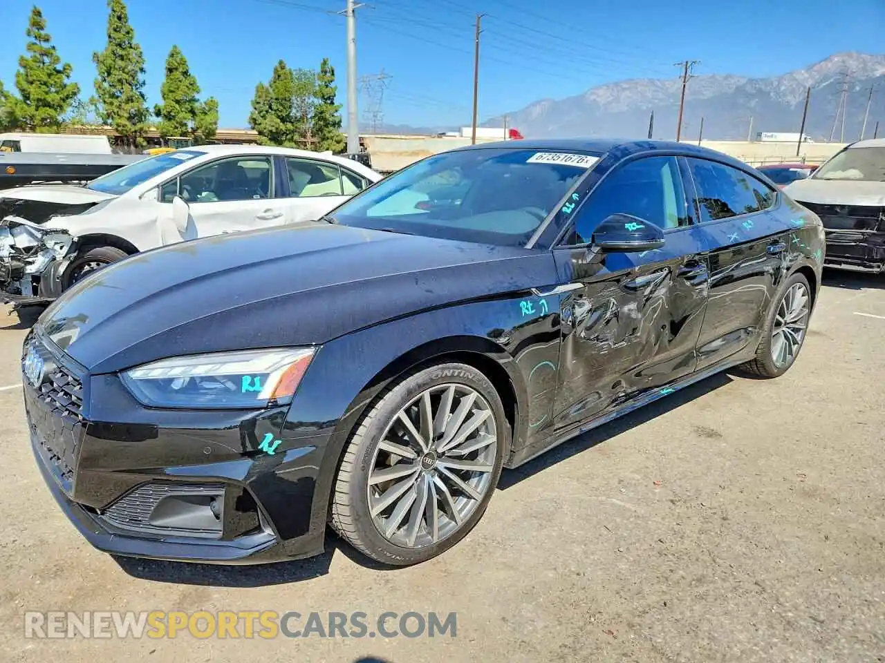 1 fotografías del automóvil dañado WAUCBCF52NA029512 AUDI A5 2022