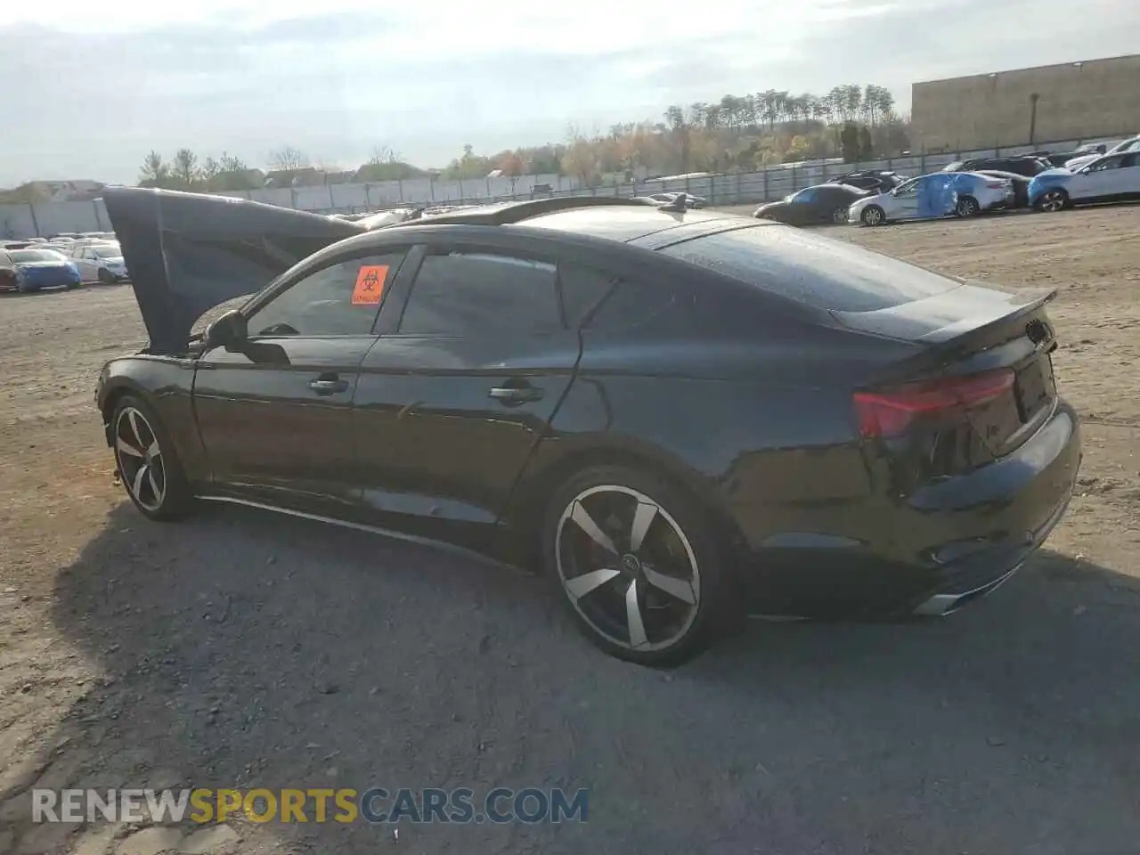 2 fotografías del automóvil dañado WAUEACF53NA040613 AUDI A5 2022