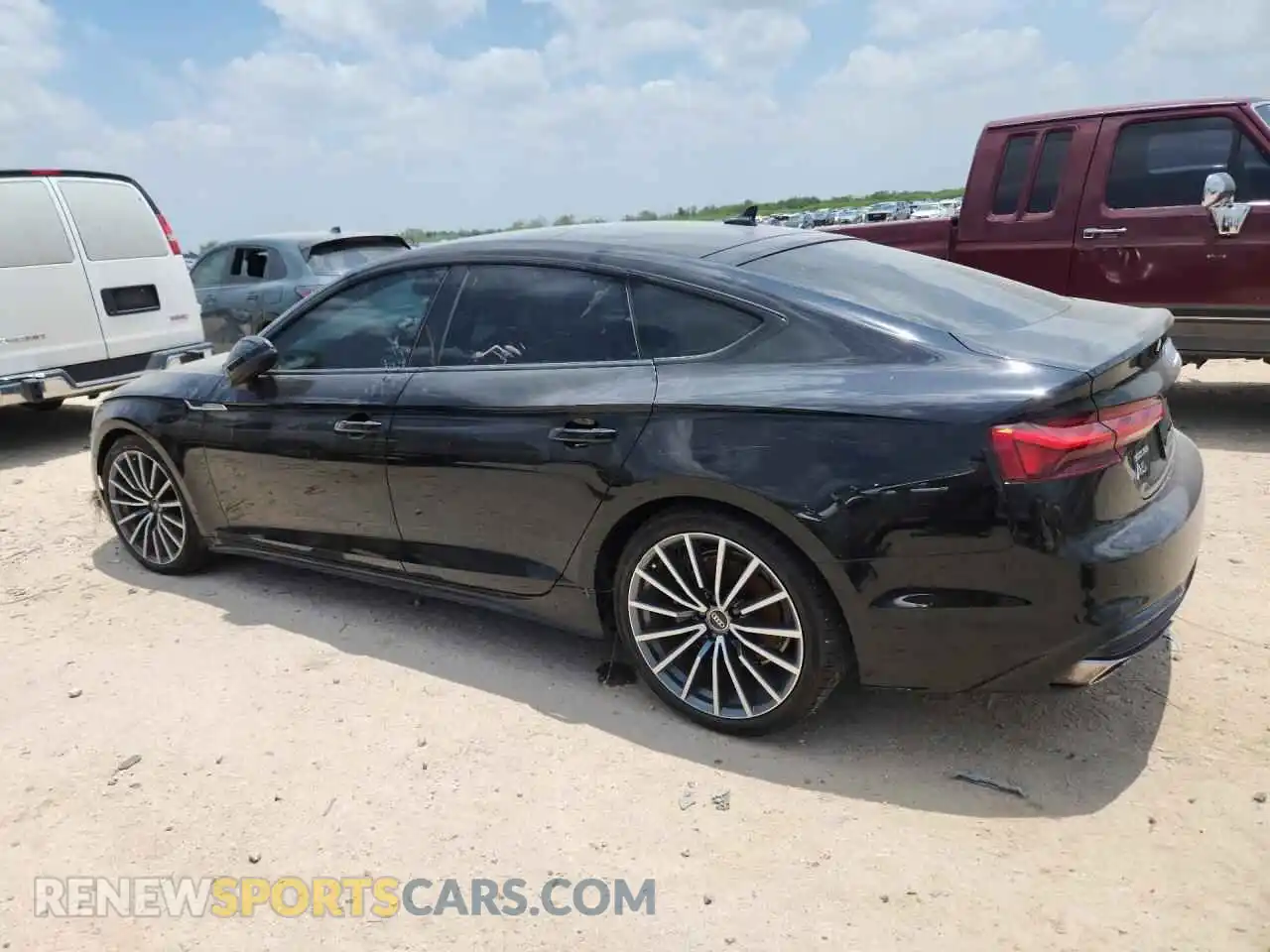 2 Фотография поврежденного автомобиля WAUCBCF56PA047286 AUDI A5 2023