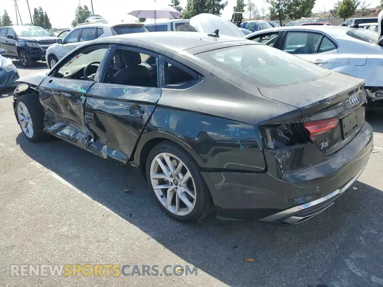 2 Фотография поврежденного автомобиля WAUDACF56RA083957 AUDI A5 2024