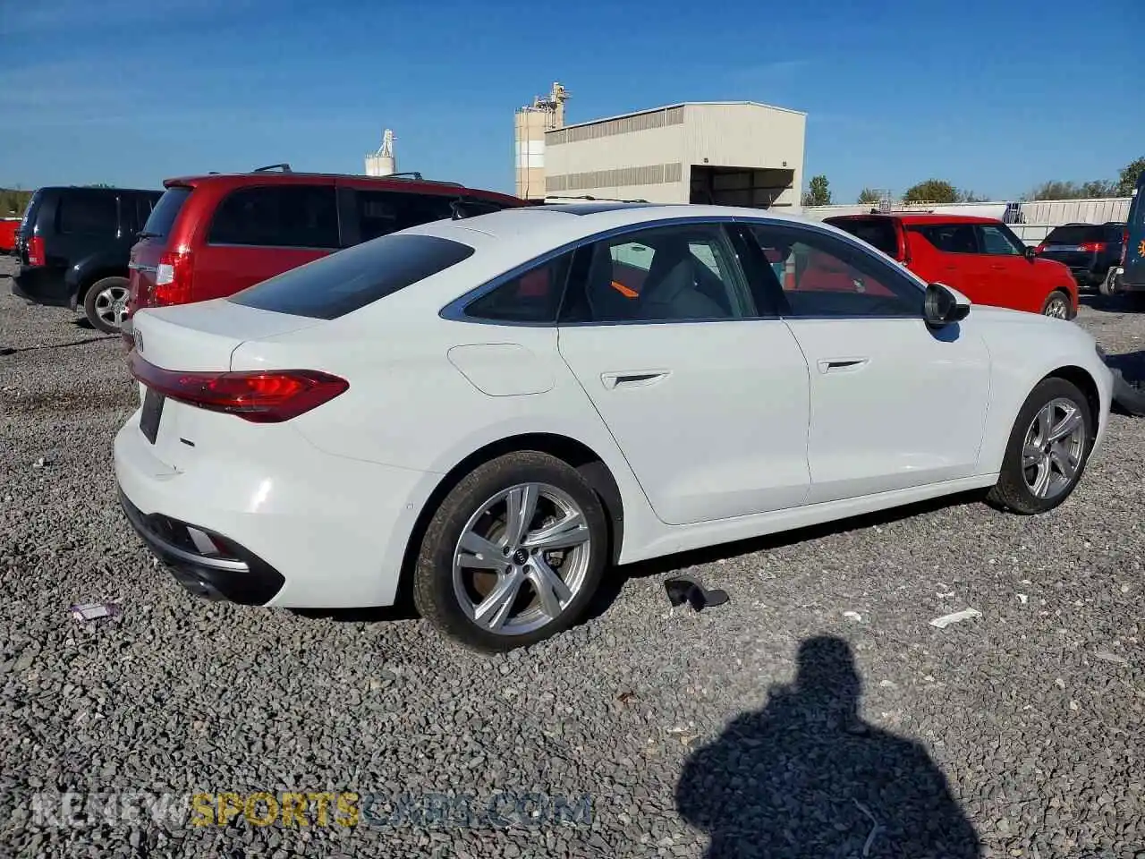 3 Фотография поврежденного автомобиля WAU3BCFU6SN071497 AUDI A5 2025