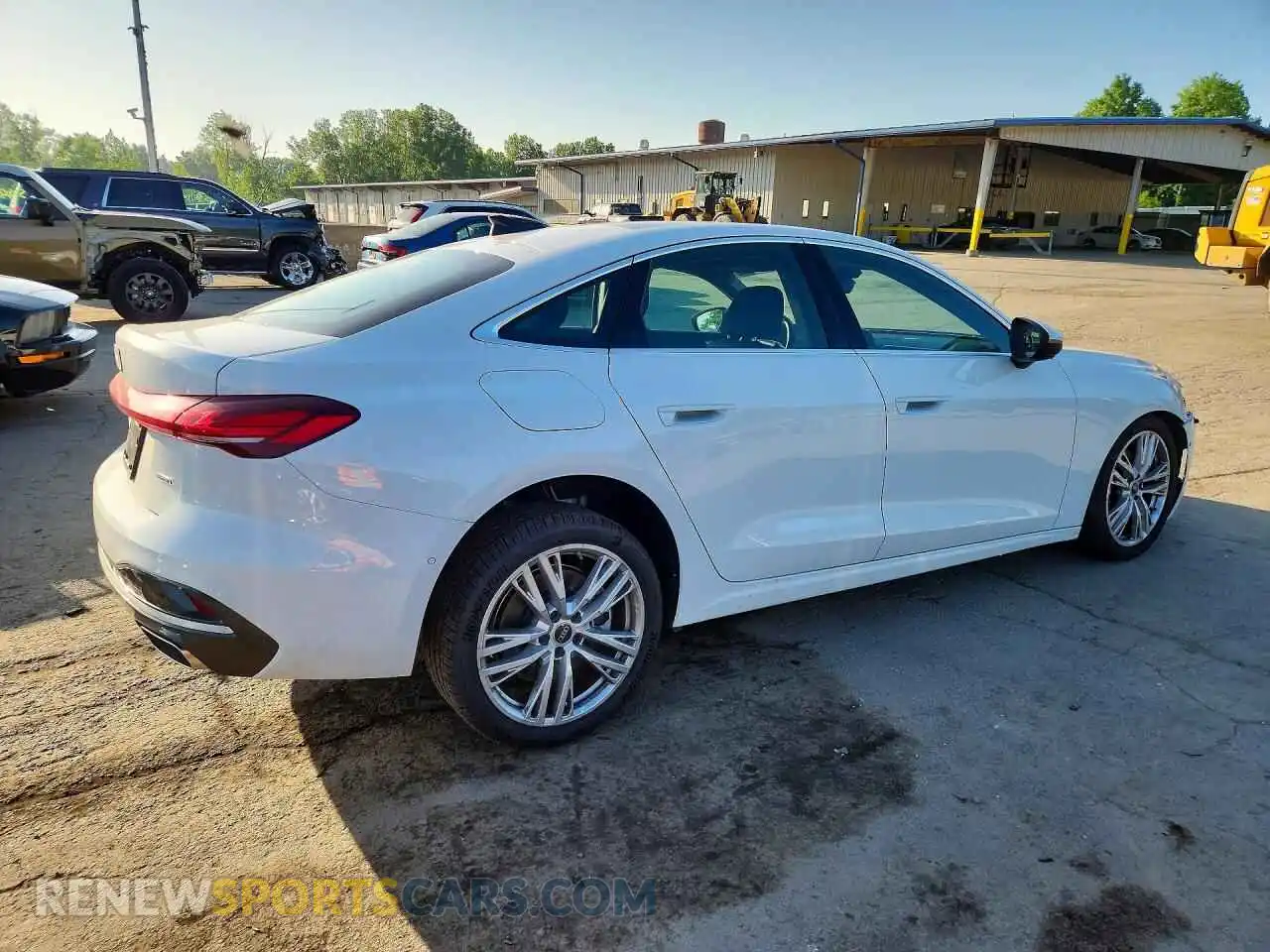 3 fotografías del automóvil dañado WAU1ACFU1TN016144 AUDI A5 2026