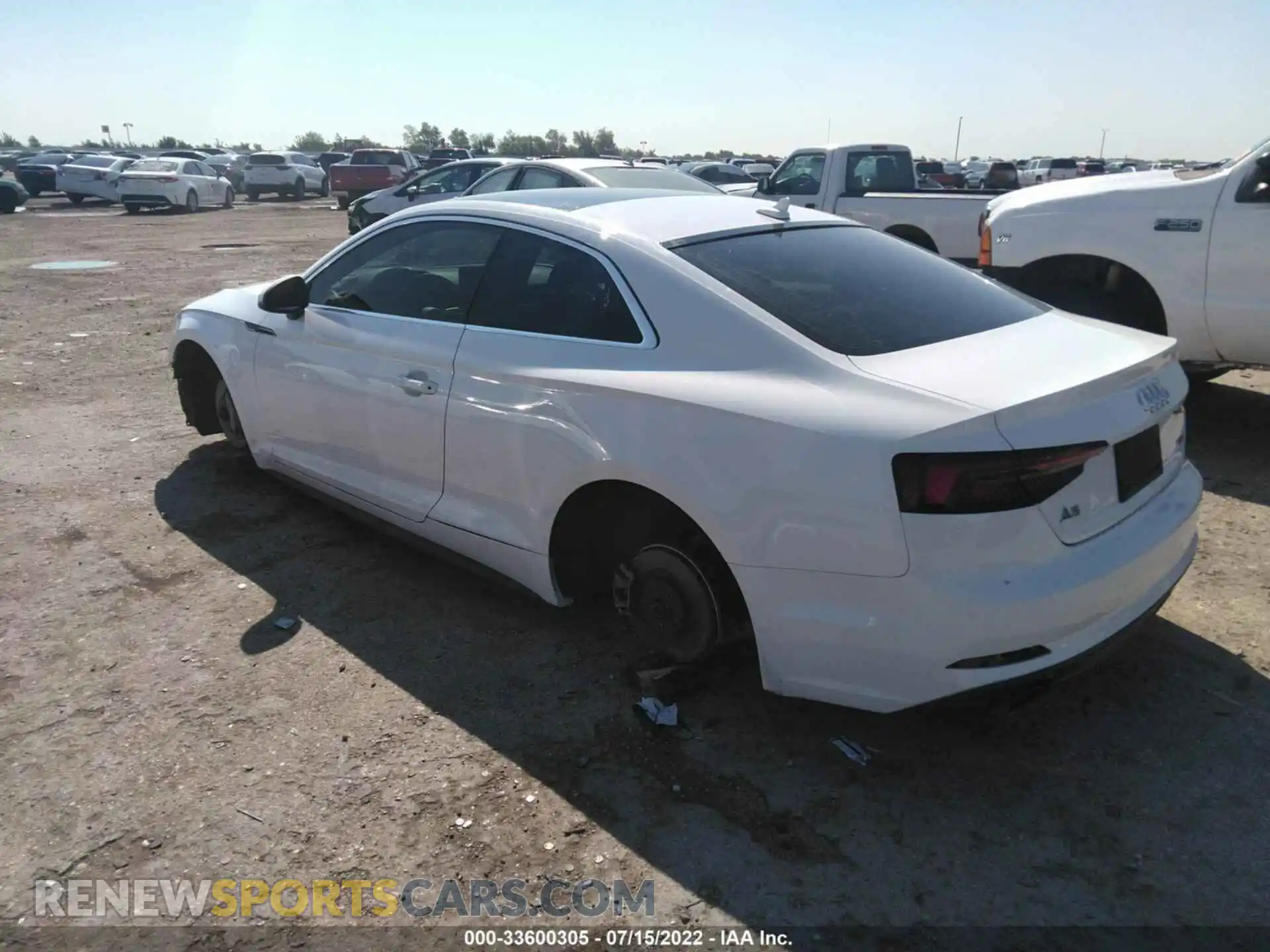 3 Фотография поврежденного автомобиля WAUSNAF56KA064184 AUDI A5 COUPE 2019