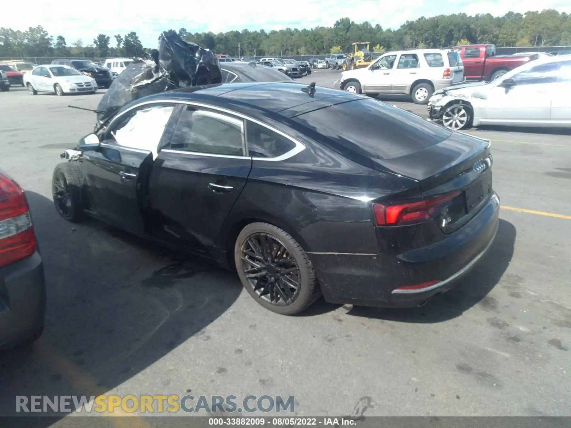 3 Photograph of a damaged car WAUANCF59KA044213 AUDI A5 SPORTBACK 2019