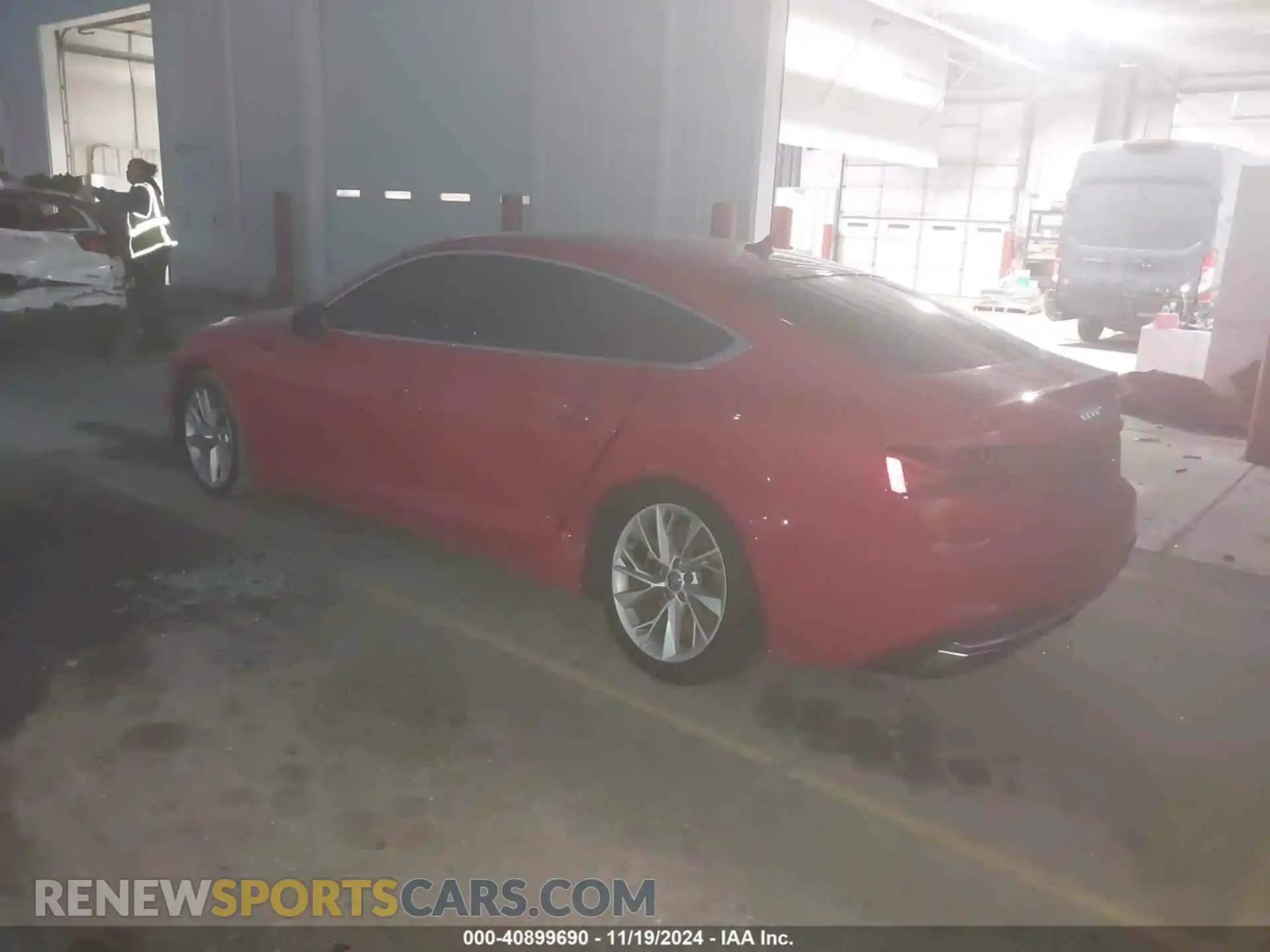 3 fotografías del automóvil dañado WAUANCF52LA001236 AUDI A5 SPORTBACK 2020