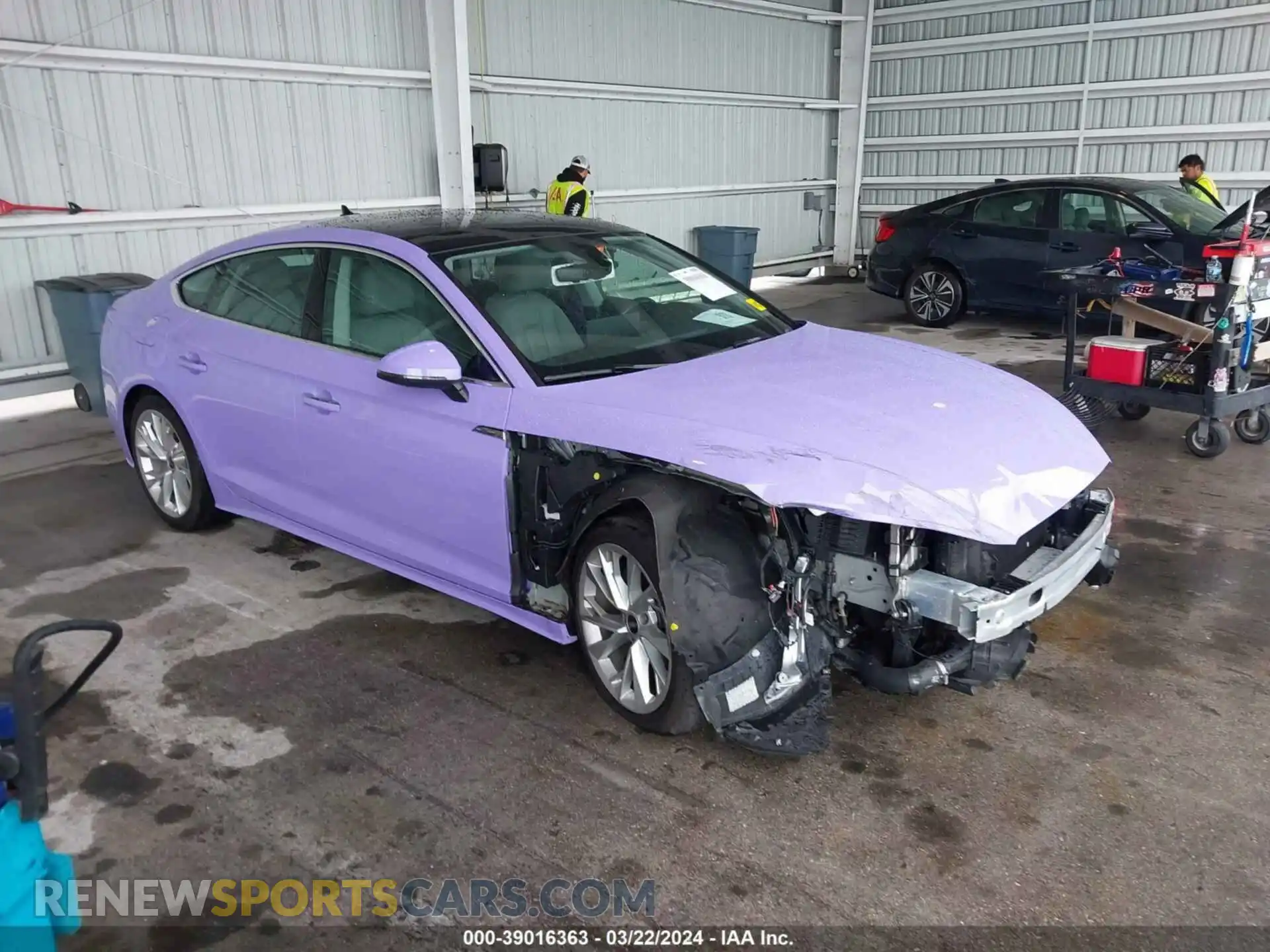 1 Фотография поврежденного автомобиля WAUABCF5XMA037380 AUDI A5 SPORTBACK 2021