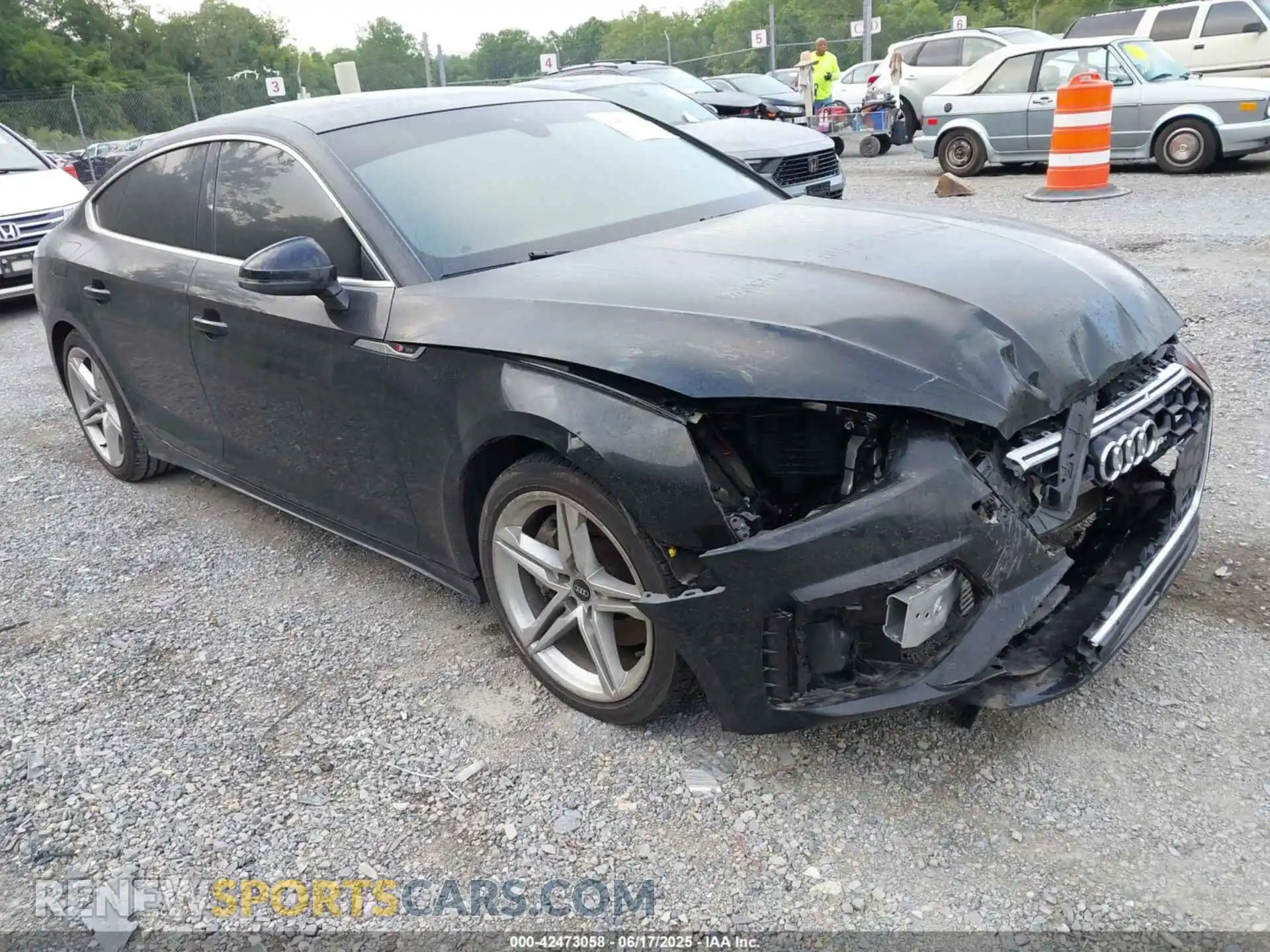 1 Photograph of a damaged car WAUDACF53MA059334 AUDI A5 SPORTBACK 2021