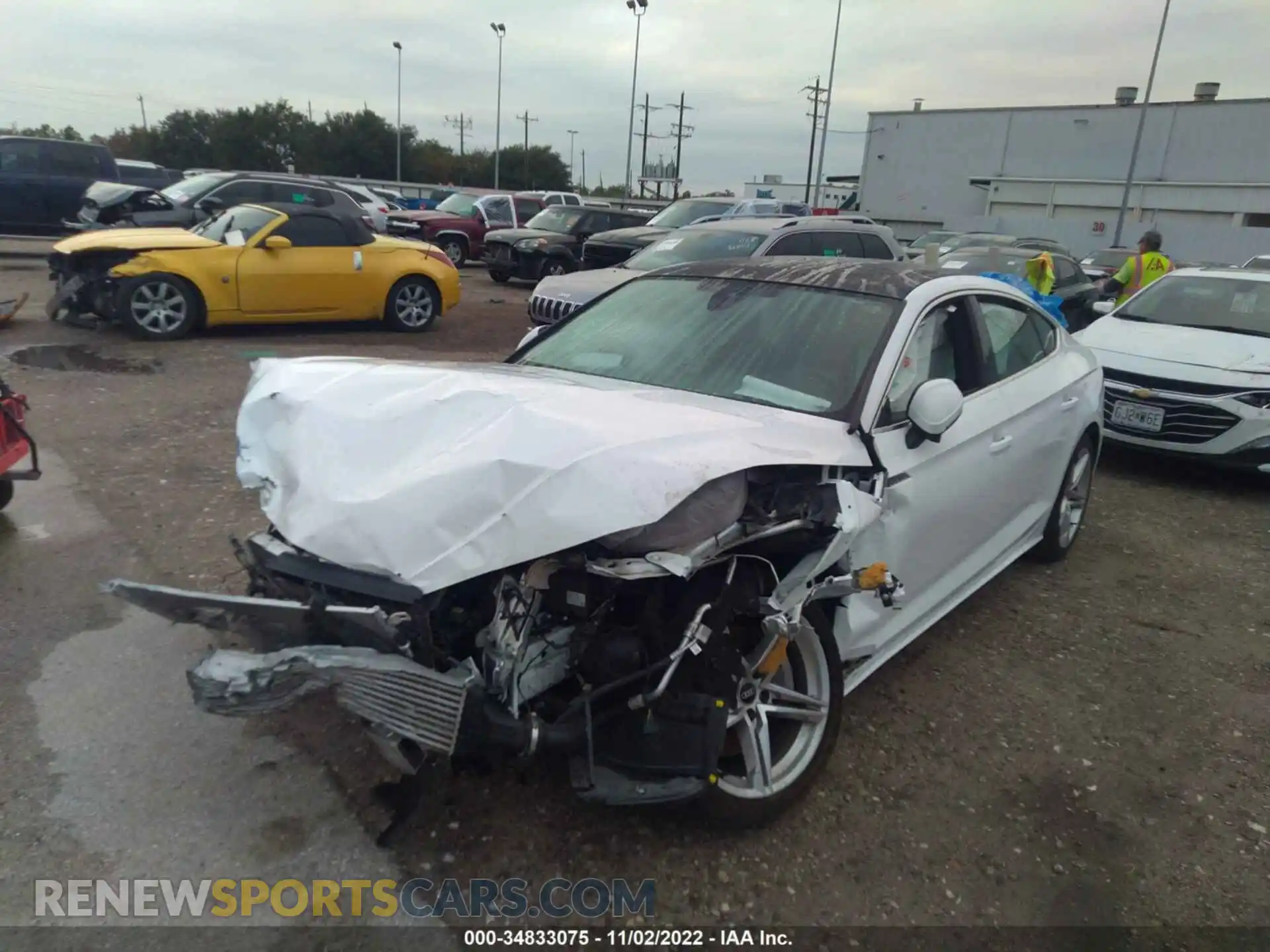 2 fotografías del automóvil dañado WAUDACF56MA053236 AUDI A5 SPORTBACK 2021