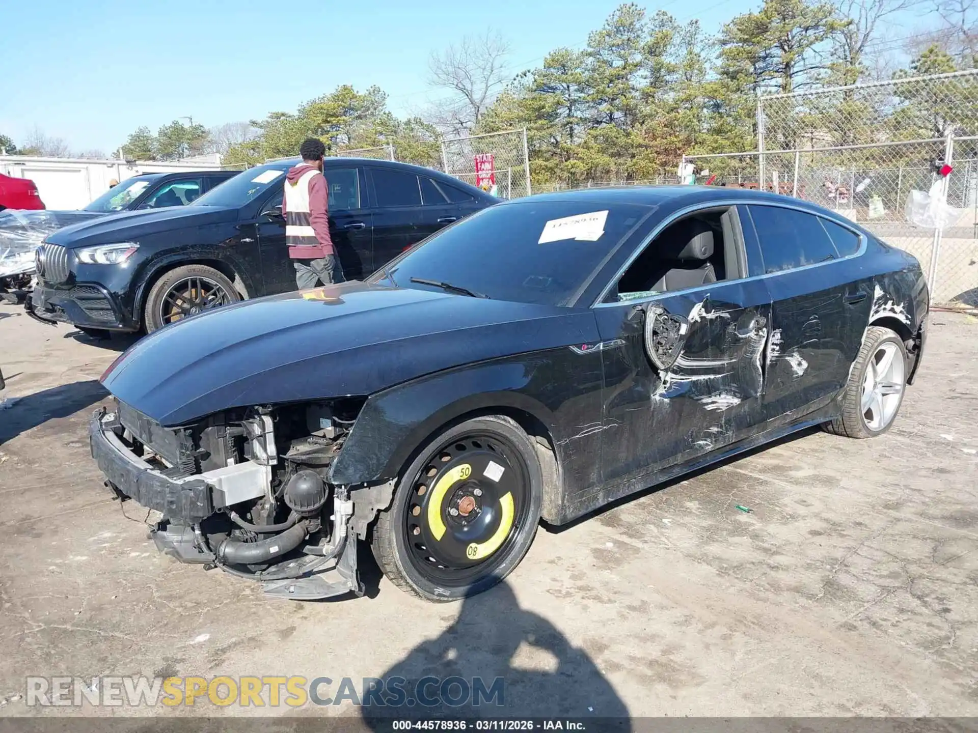 2 Photograph of a damaged car WAUDACF57MA045906 AUDI A5 SPORTBACK 2021