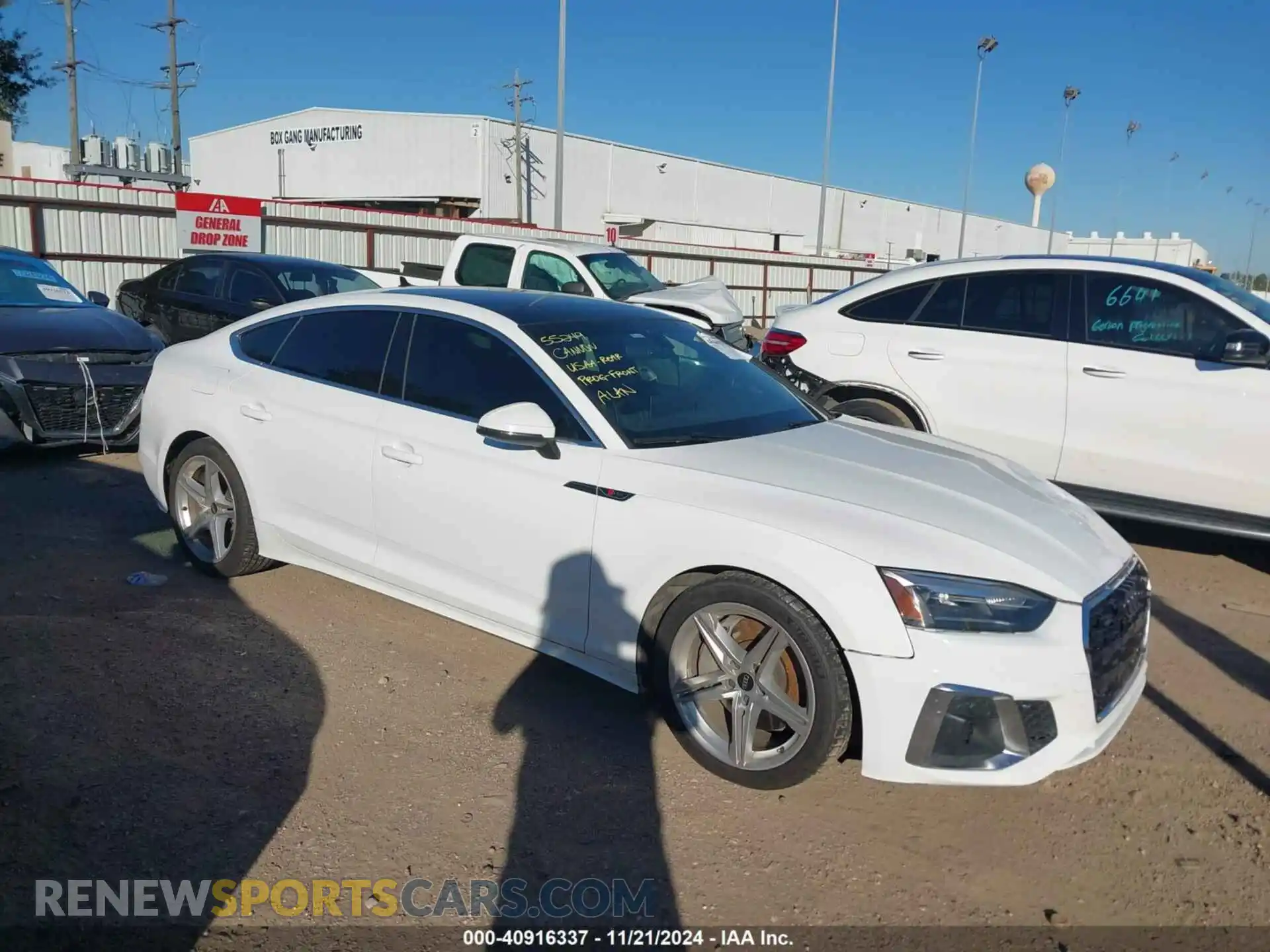 1 Фотография поврежденного автомобиля WAUDACF58MA047339 AUDI A5 SPORTBACK 2021