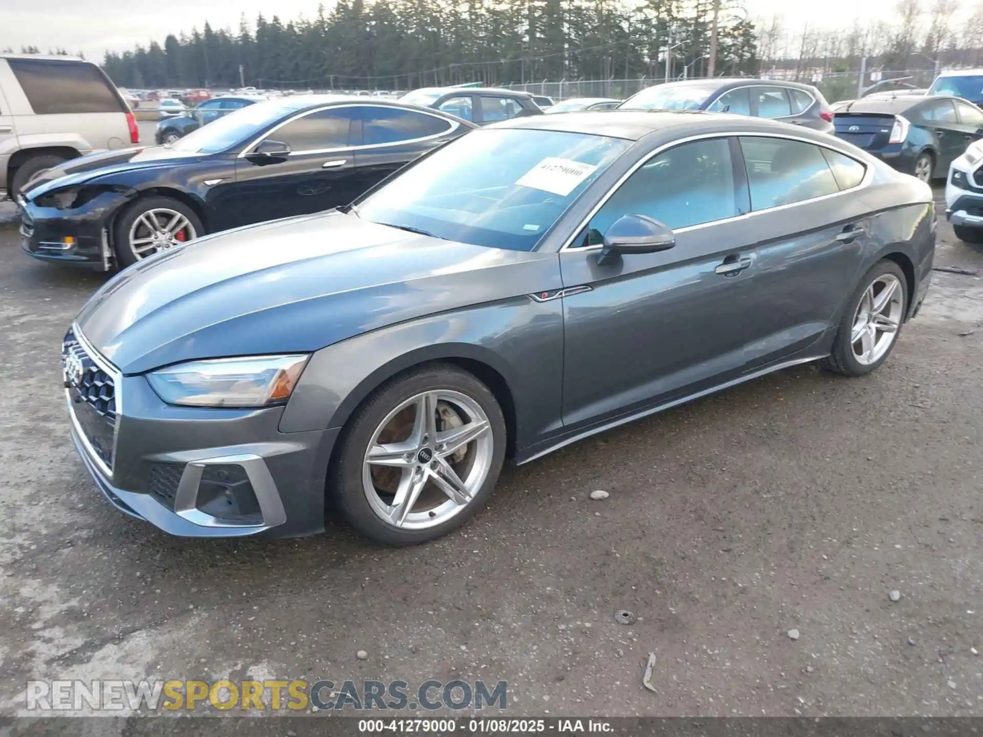 2 Фотография поврежденного автомобиля WAUDACF58MA057465 AUDI A5 SPORTBACK 2021