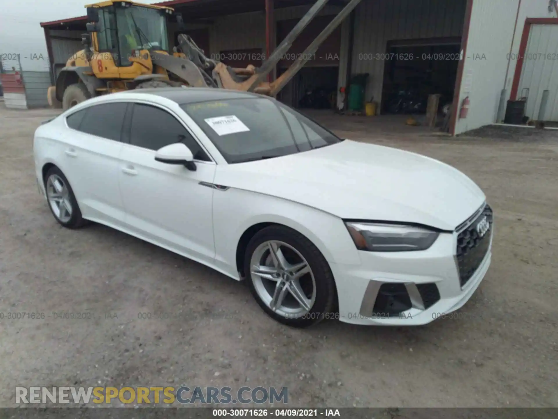 1 Фотография поврежденного автомобиля WAUDACF59MA008372 AUDI A5 SPORTBACK 2021
