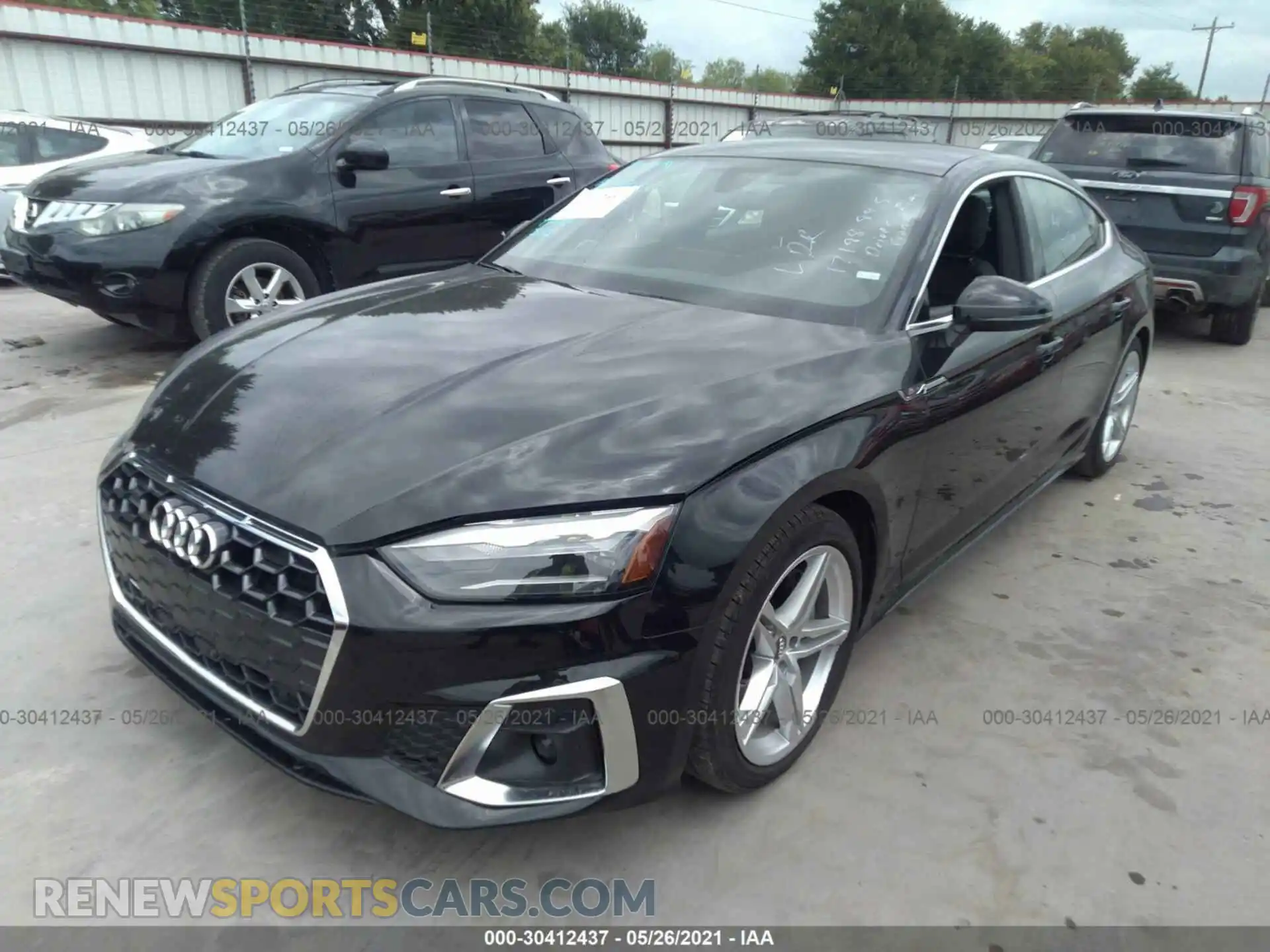 2 Фотография поврежденного автомобиля WAUDACF59MA018769 AUDI A5 SPORTBACK 2021