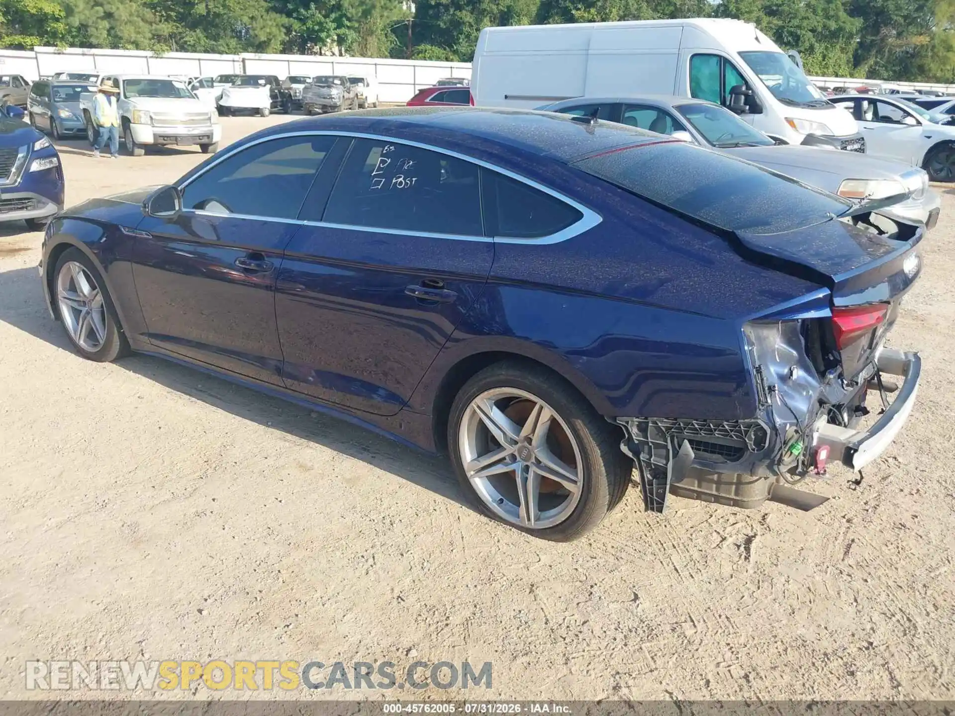 3 fotografías del automóvil dañado WAUDACF5XMA011863 AUDI A5 SPORTBACK 2021