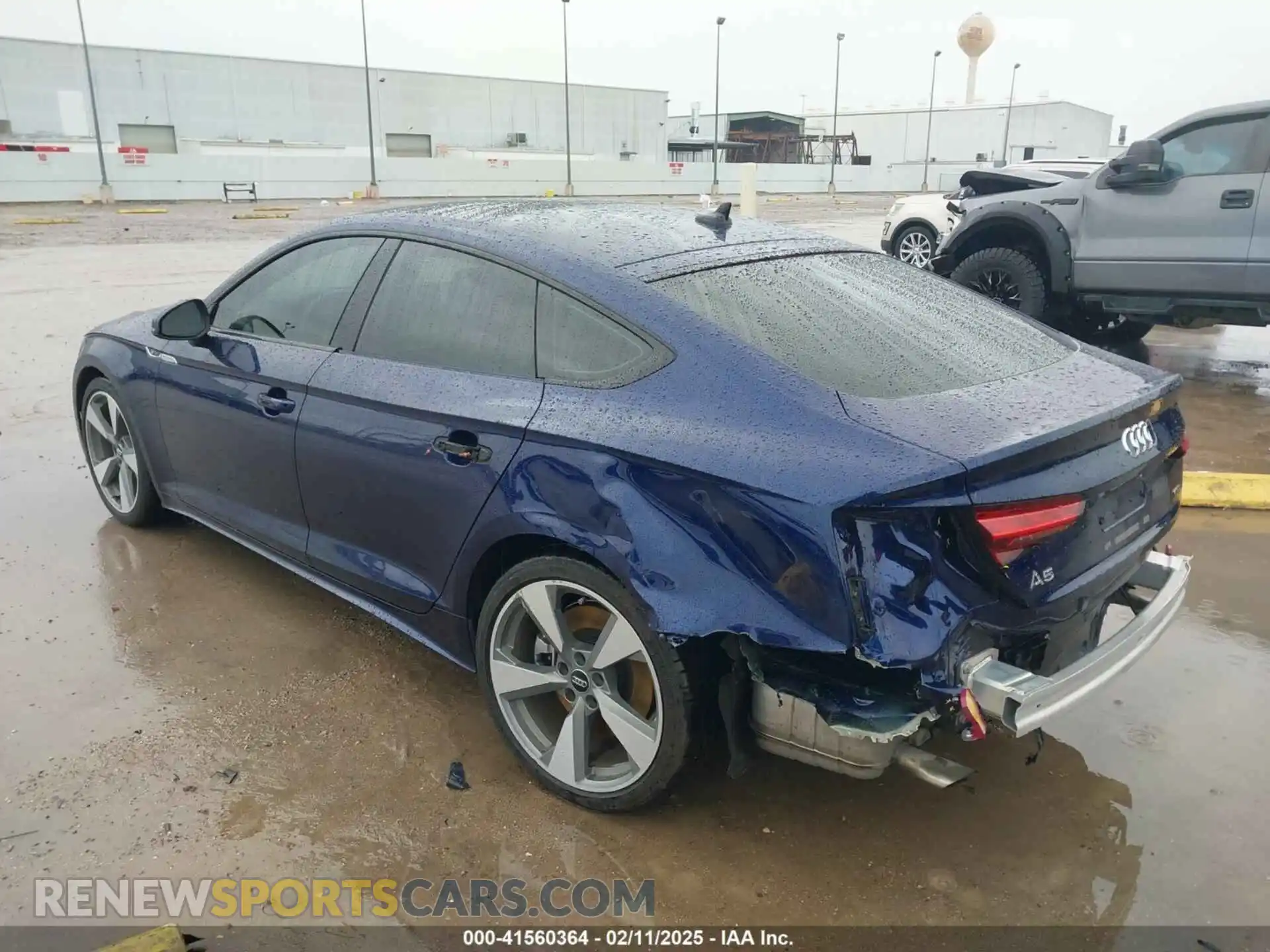 3 Photograph of a damaged car WAUEACF50MA003498 AUDI A5 SPORTBACK 2021