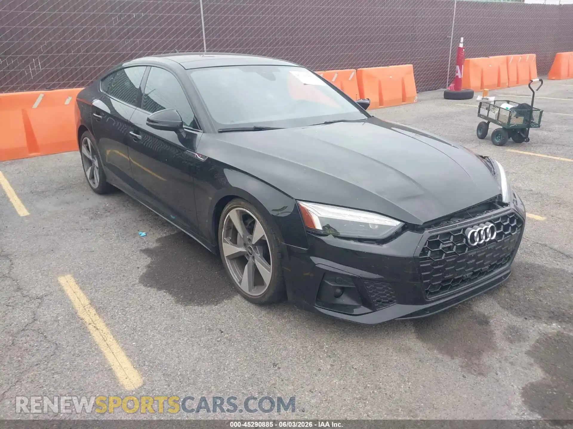 1 Фотография поврежденного автомобиля WAUFACF51MA045389 AUDI A5 SPORTBACK 2021