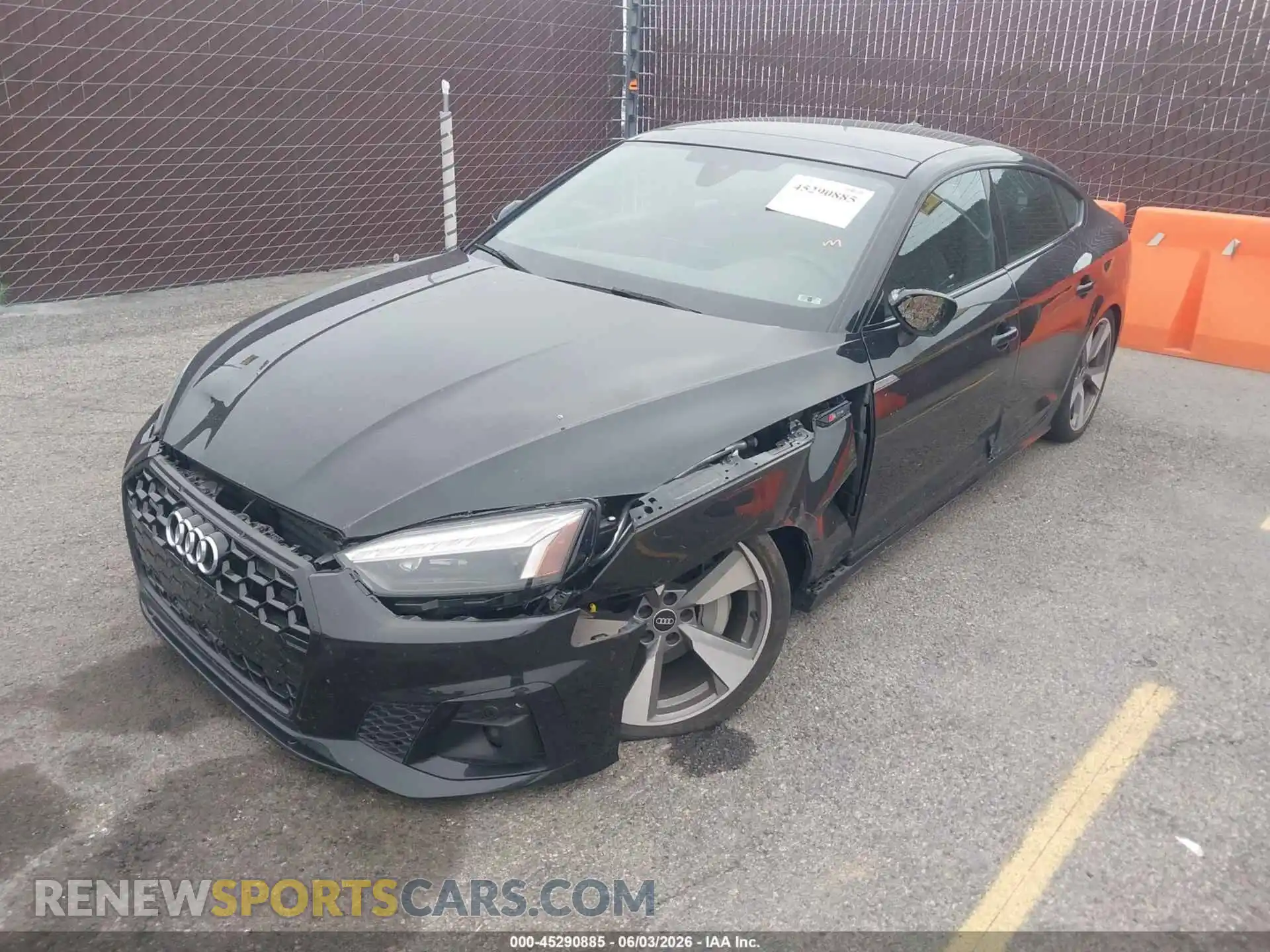 2 Фотография поврежденного автомобиля WAUFACF51MA045389 AUDI A5 SPORTBACK 2021