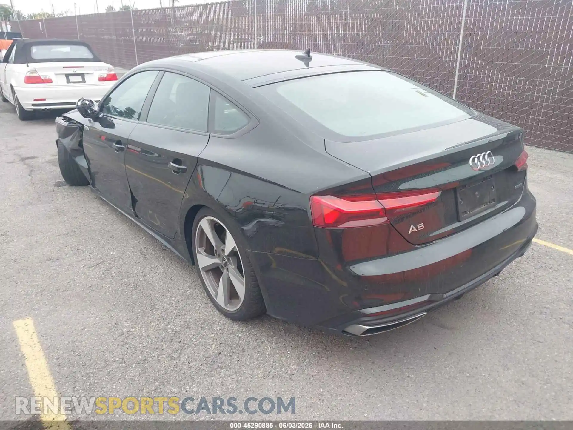 3 Фотография поврежденного автомобиля WAUFACF51MA045389 AUDI A5 SPORTBACK 2021