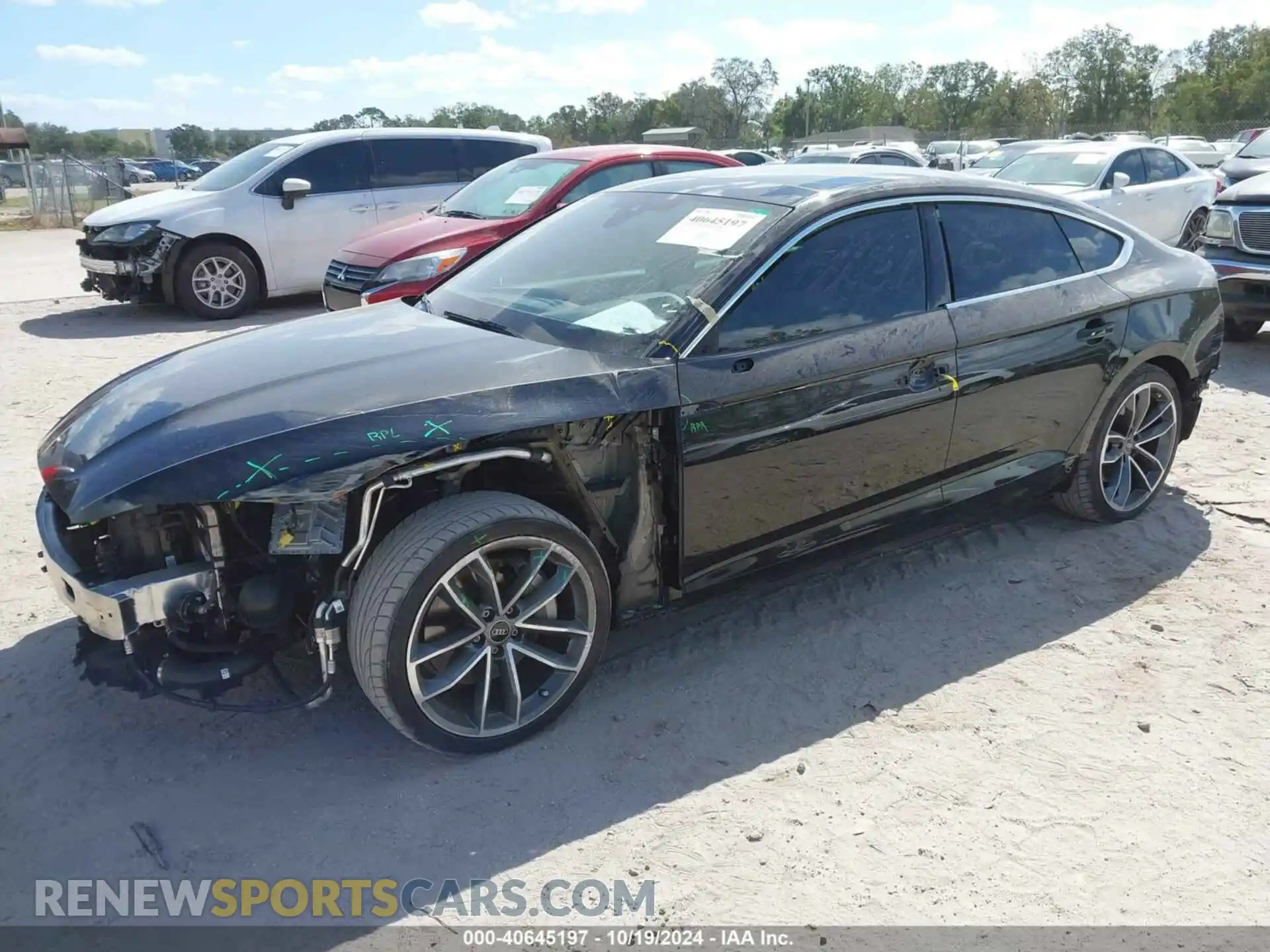 2 Фотография поврежденного автомобиля WAUFACF5XMA050302 AUDI A5 SPORTBACK 2021