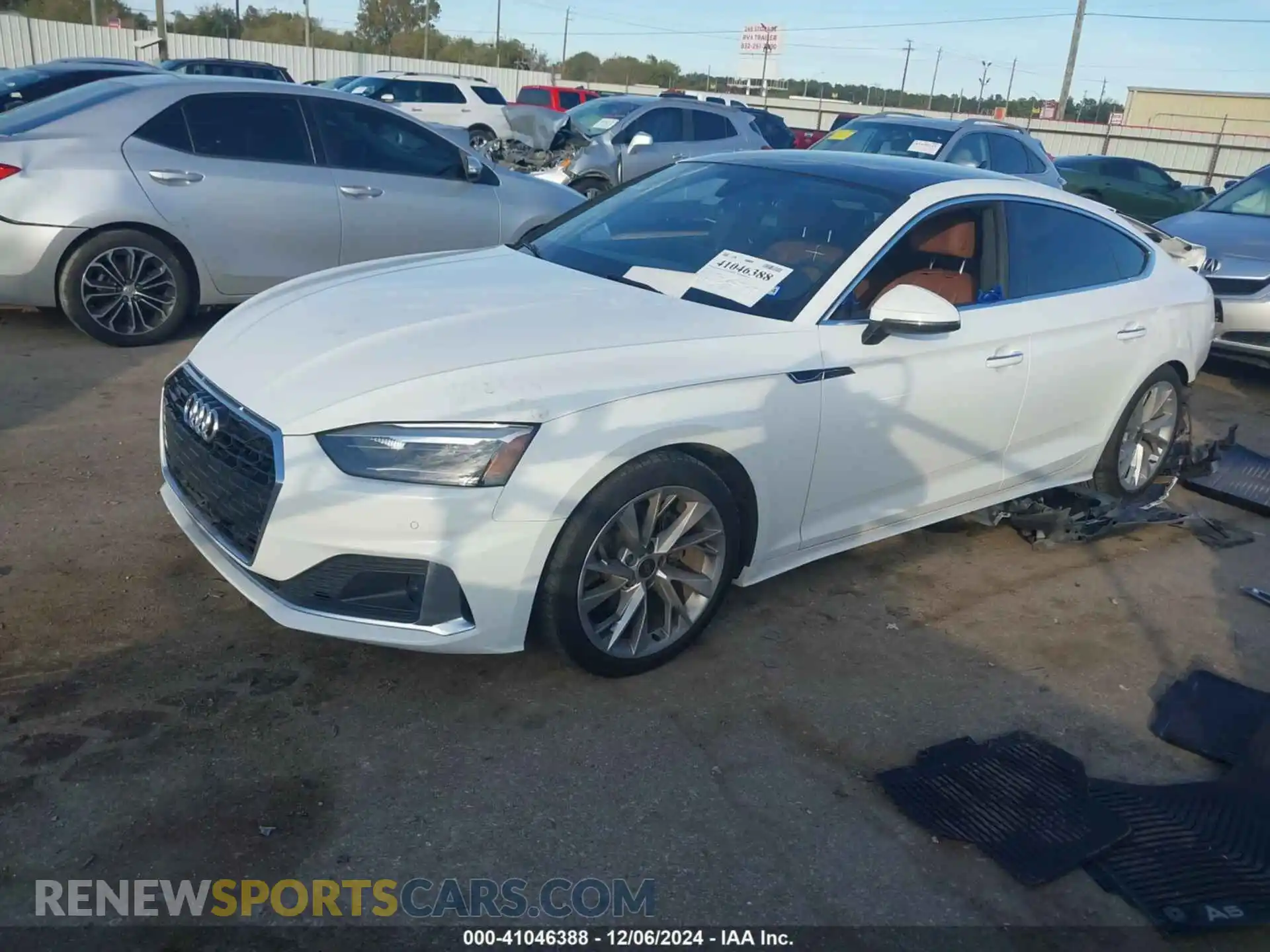 2 Фотография поврежденного автомобиля WAUABCF54NA010841 AUDI A5 SPORTBACK 2022