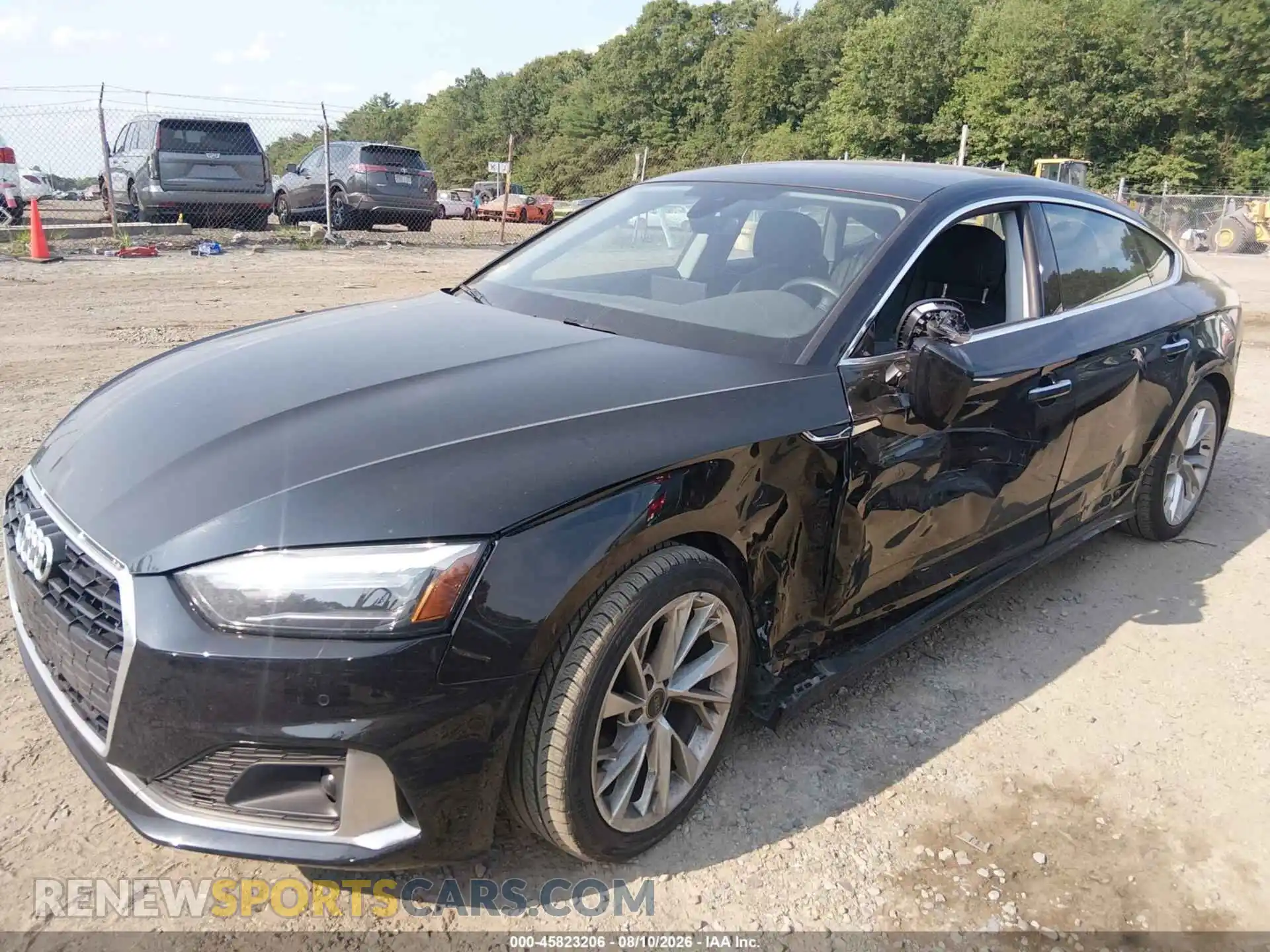2 fotografías del automóvil dañado WAUABCF57NA011739 AUDI A5 SPORTBACK 2022