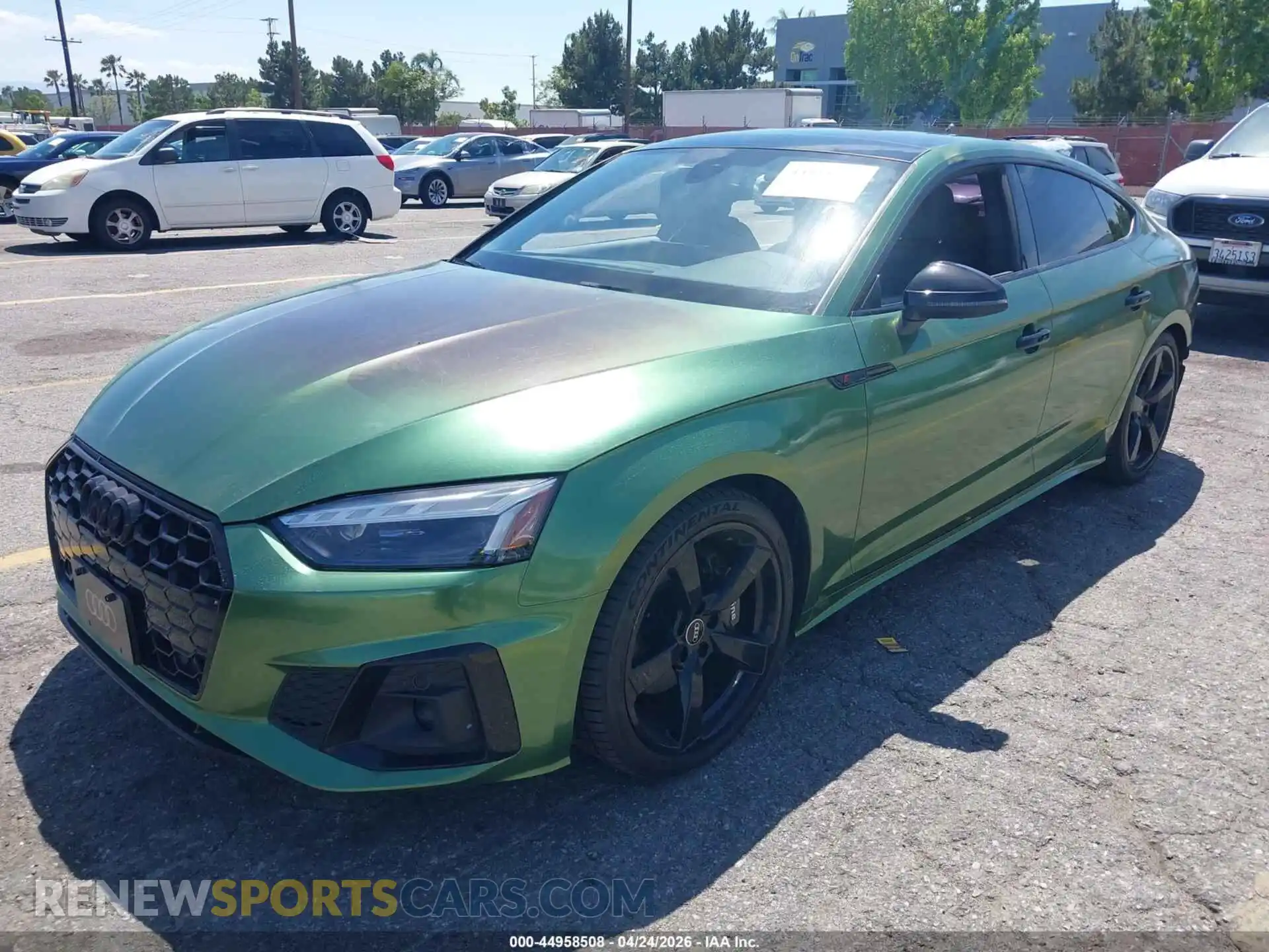 2 Фотография поврежденного автомобиля WAUFACF5XPA012069 AUDI A5 SPORTBACK 2023