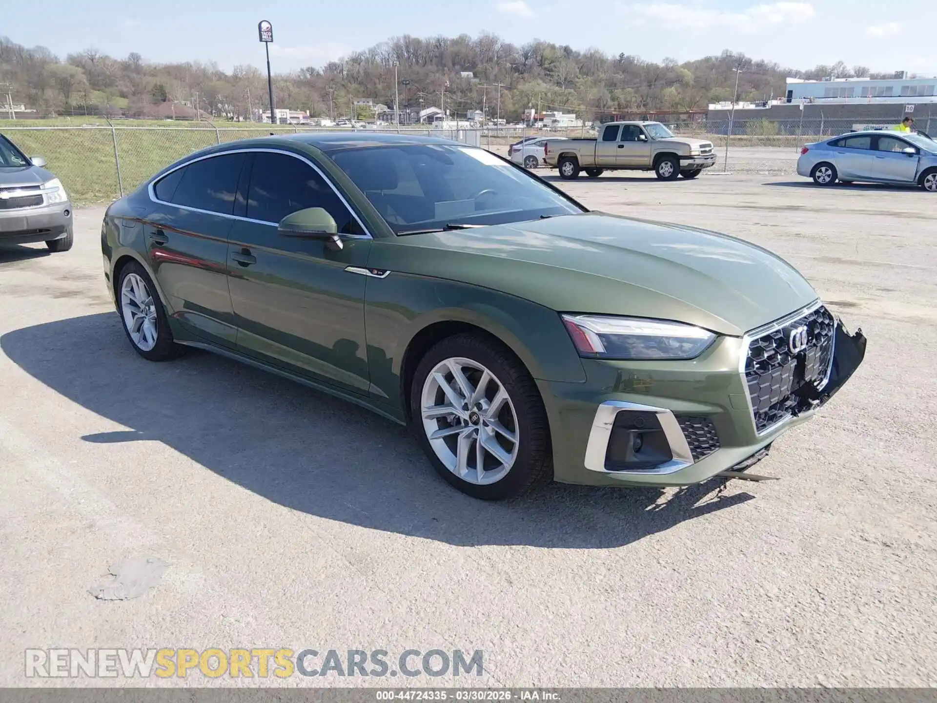 1 Фотография поврежденного автомобиля WAUFACF52RA008066 AUDI A5 SPORTBACK 2024