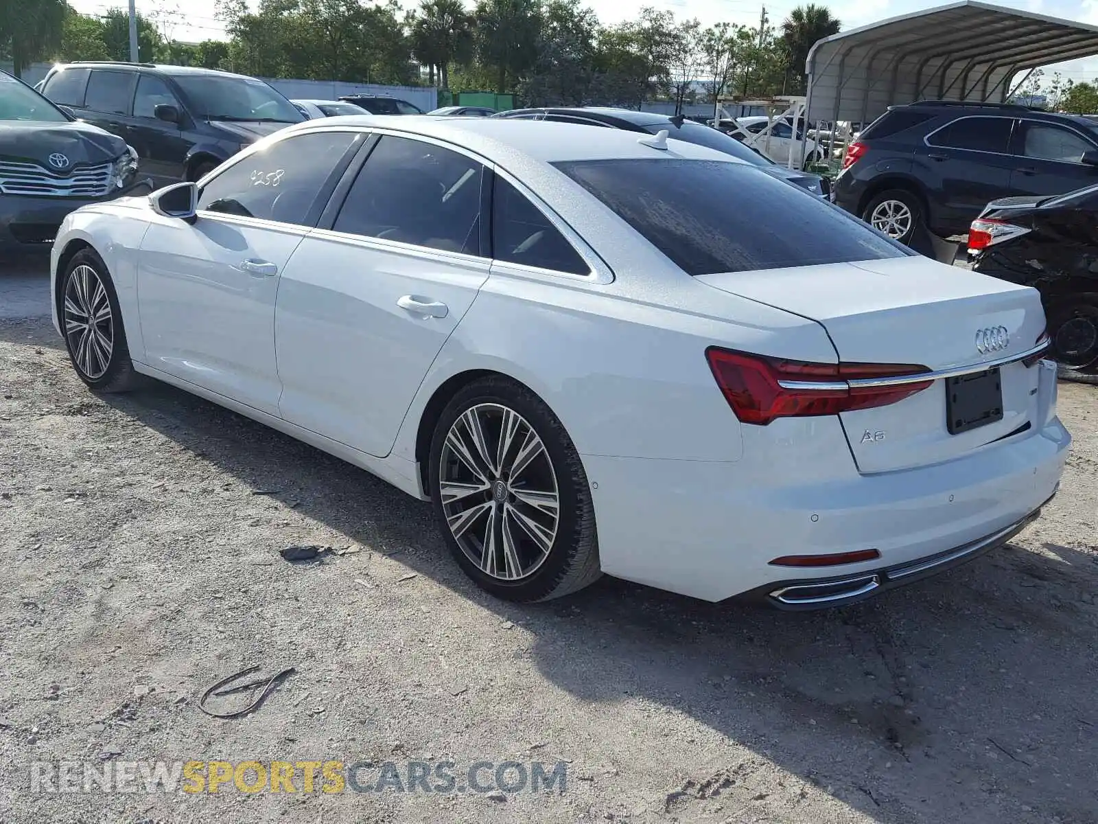 3 Photograph of a damaged car WAUE8AF25KN119145 AUDI A6 2019