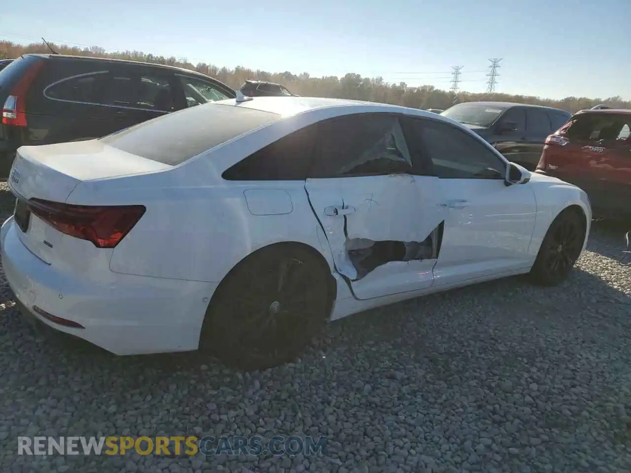 3 Photograph of a damaged car WAUE8AF2XKN126995 AUDI A6 2019