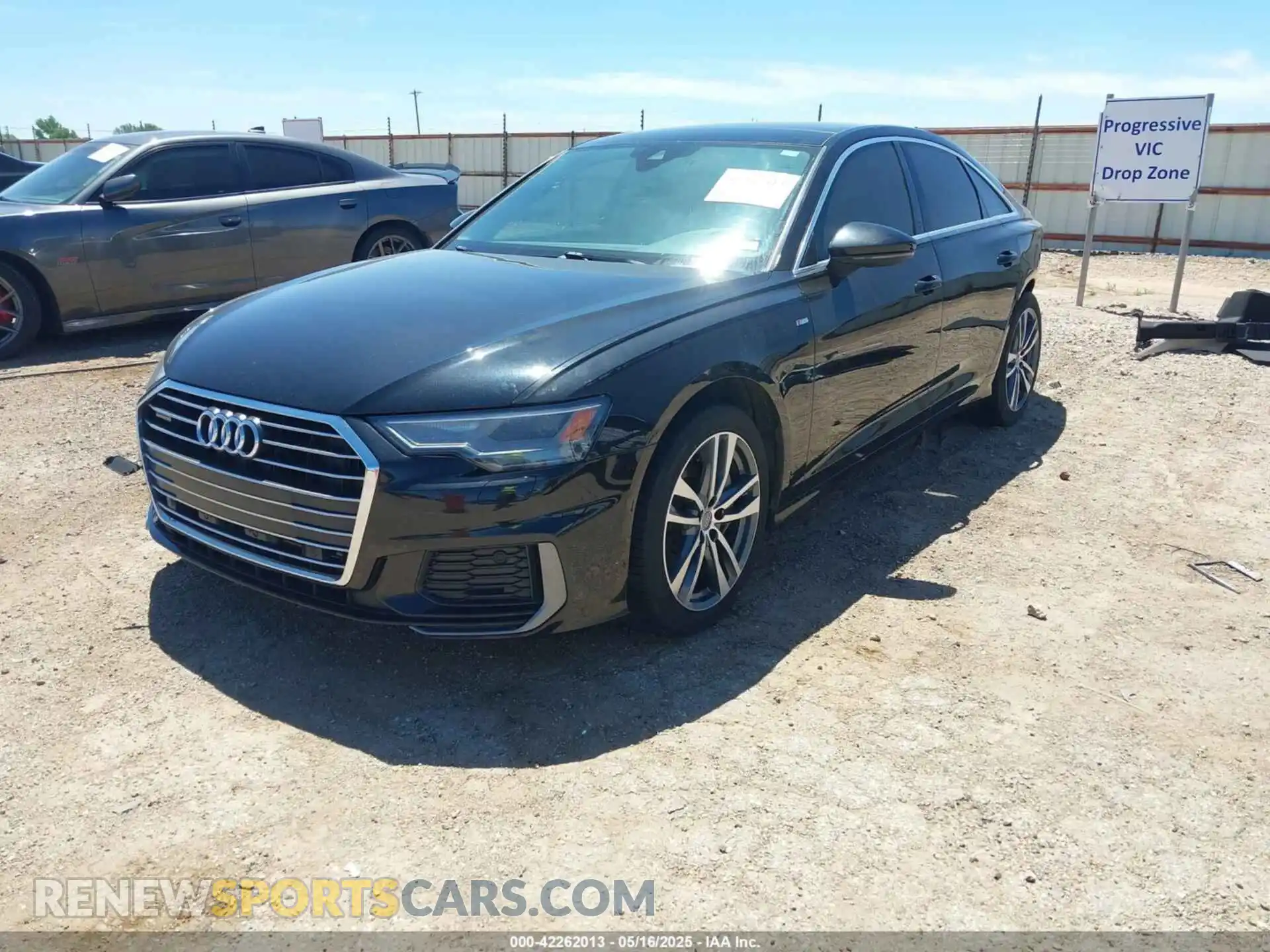 2 Photograph of a damaged car WAUK2AF22KN112397 AUDI A6 2019