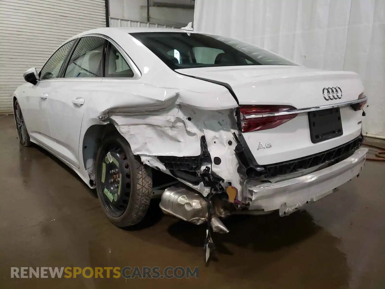3 Photograph of a damaged car WAUL2AF20KN021424 AUDI A6 2019
