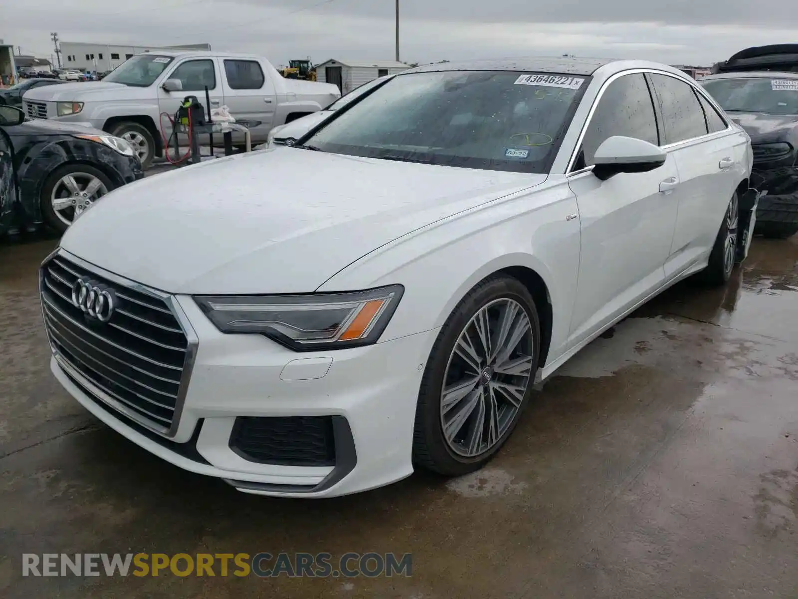2 fotografías del automóvil dañado WAUL2AF22KN083679 AUDI A6 2019