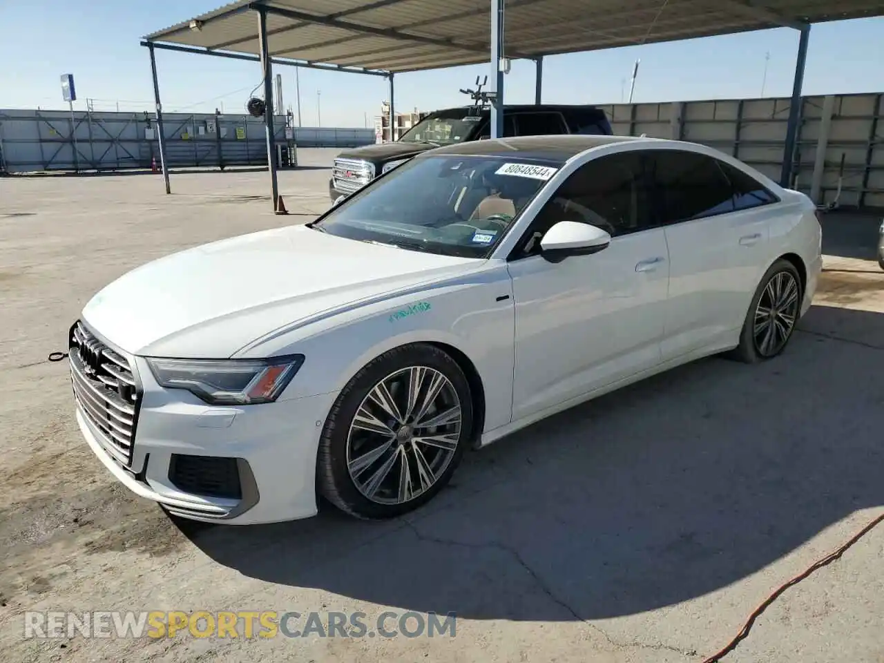 1 Фотография поврежденного автомобиля WAUL2AF26KN093423 AUDI A6 2019