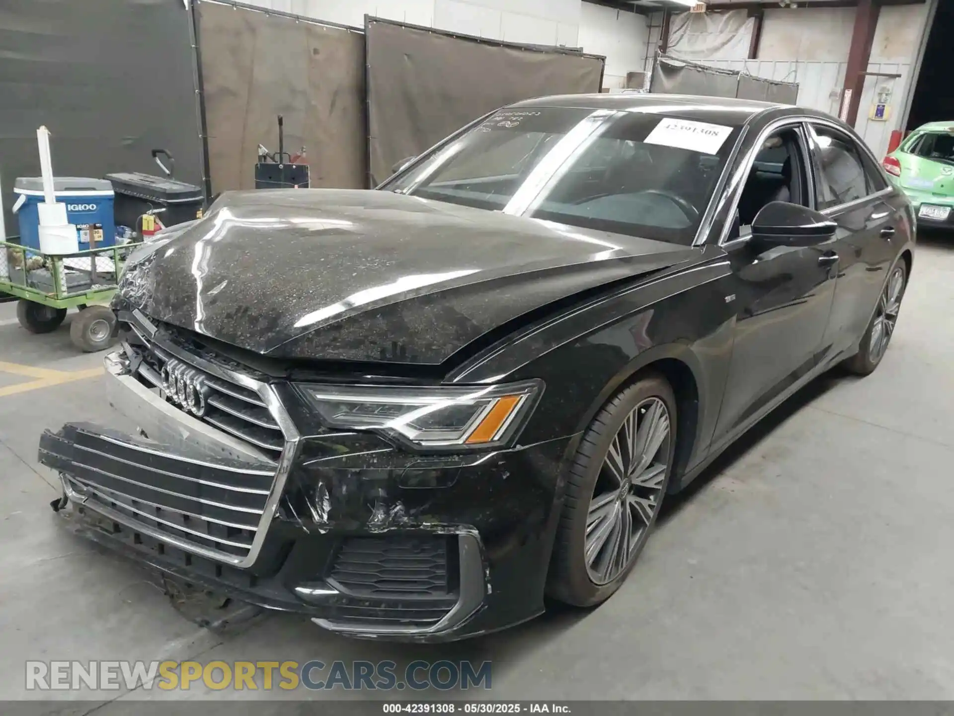 2 Photograph of a damaged car WAUL2AF27KN088750 AUDI A6 2019