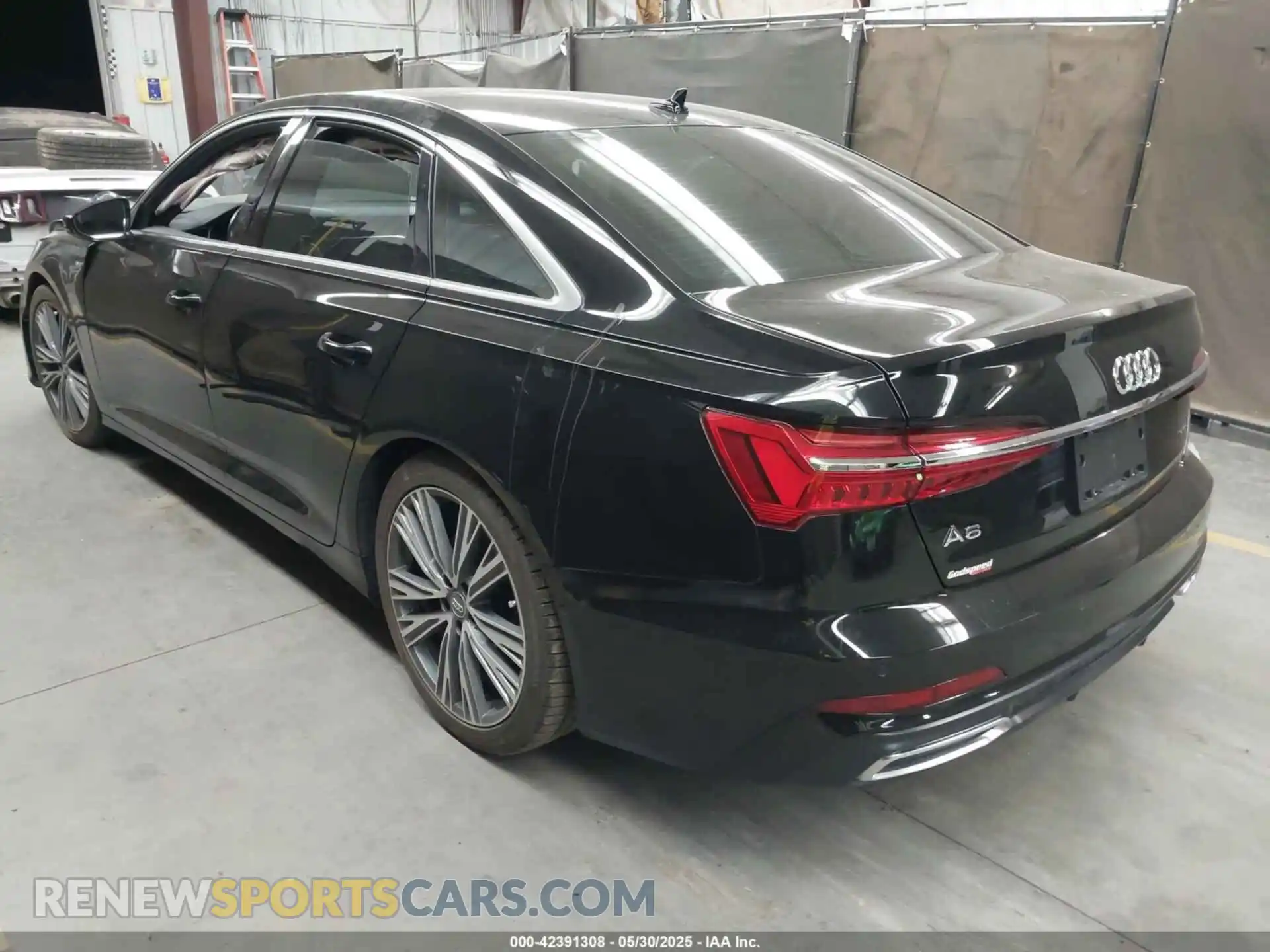 3 Photograph of a damaged car WAUL2AF27KN088750 AUDI A6 2019