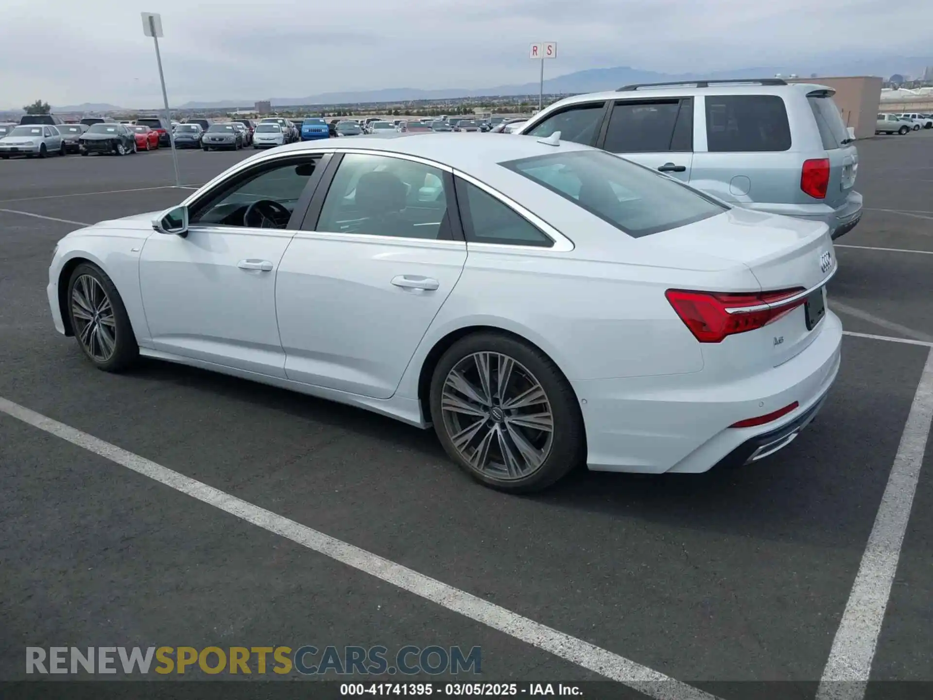 3 Photograph of a damaged car WAUL2AF28KN022417 AUDI A6 2019