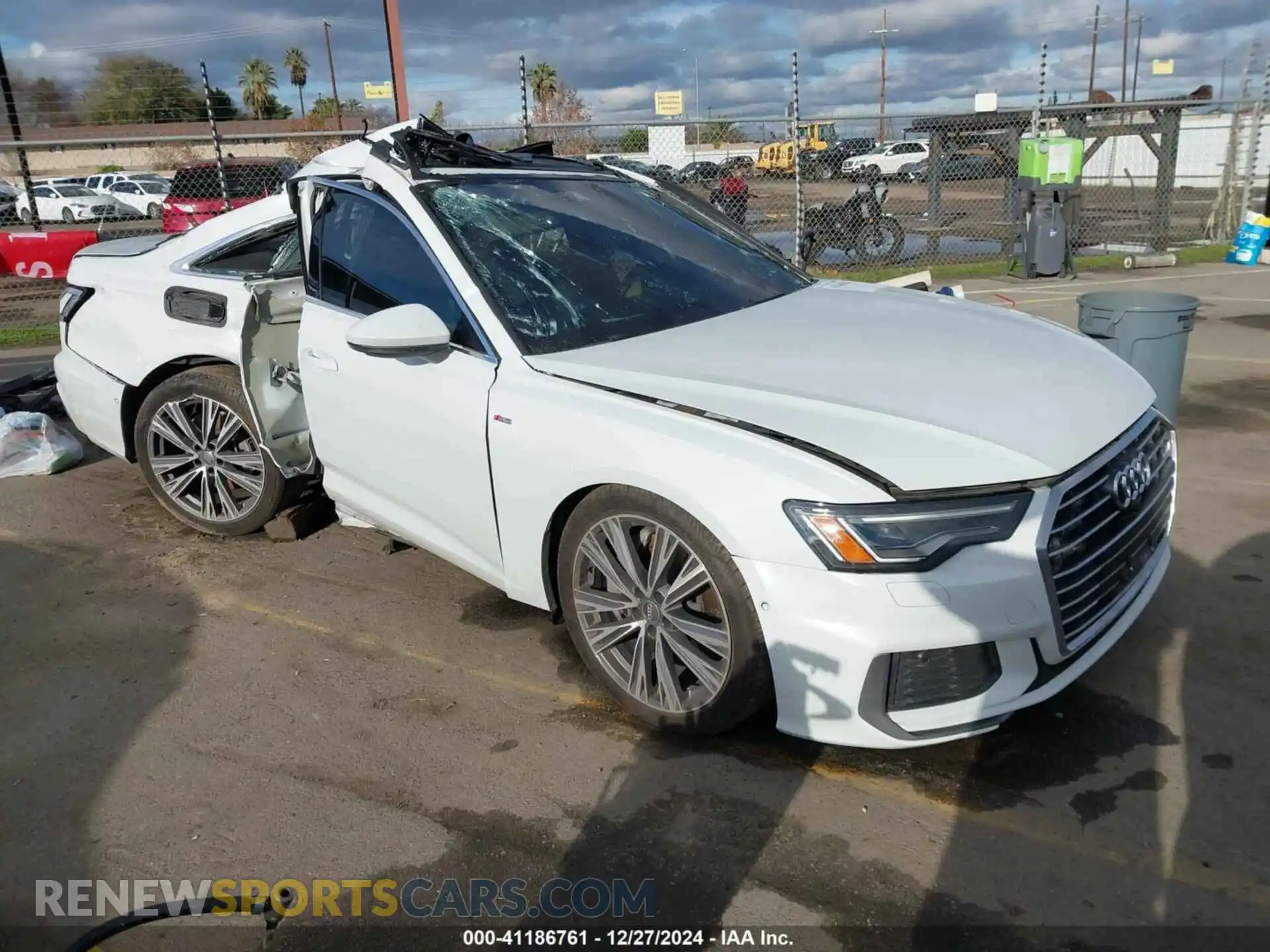 1 Photograph of a damaged car WAUL2BF2XKN096508 AUDI A6 2019