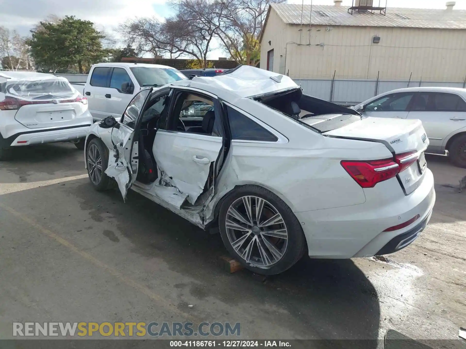 3 Photograph of a damaged car WAUL2BF2XKN096508 AUDI A6 2019