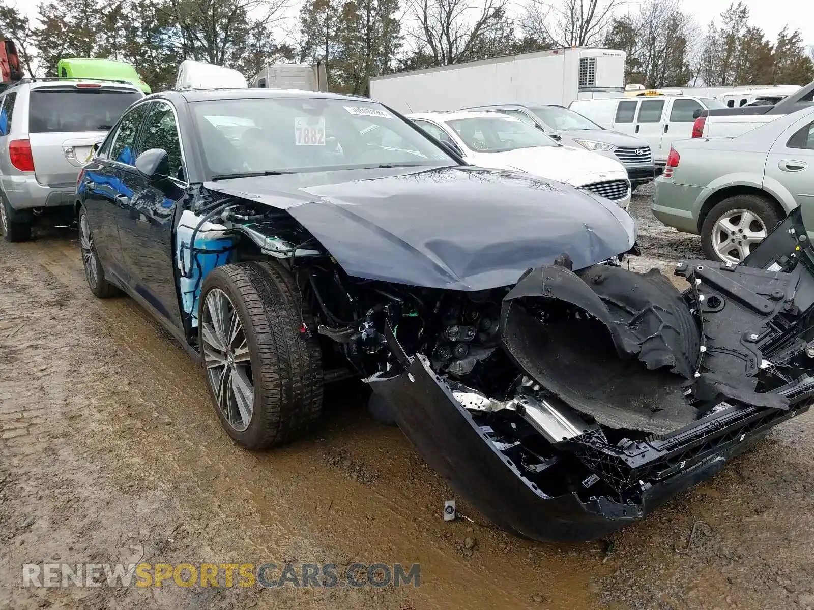 1 Photograph of a damaged car WAUM2AF20KN114013 AUDI A6 2019