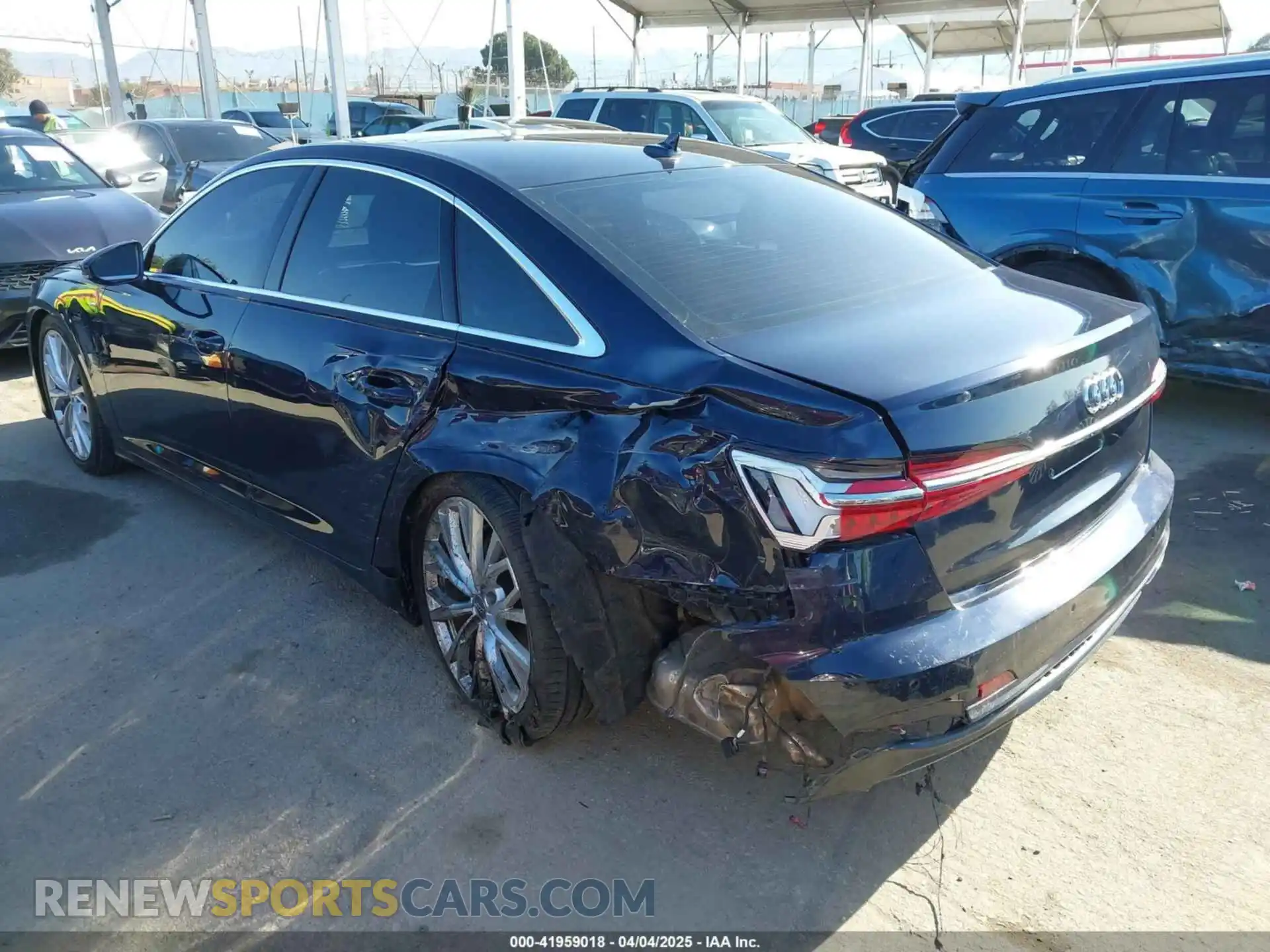 3 Photograph of a damaged car WAUM2AF25KN021116 AUDI A6 2019