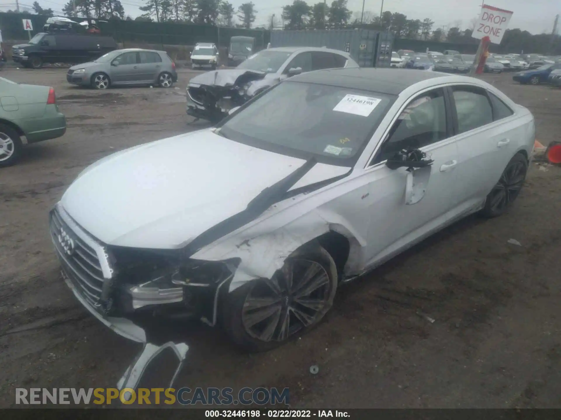 2 Photograph of a damaged car WAUE8AF28LN052784 AUDI A6 2020