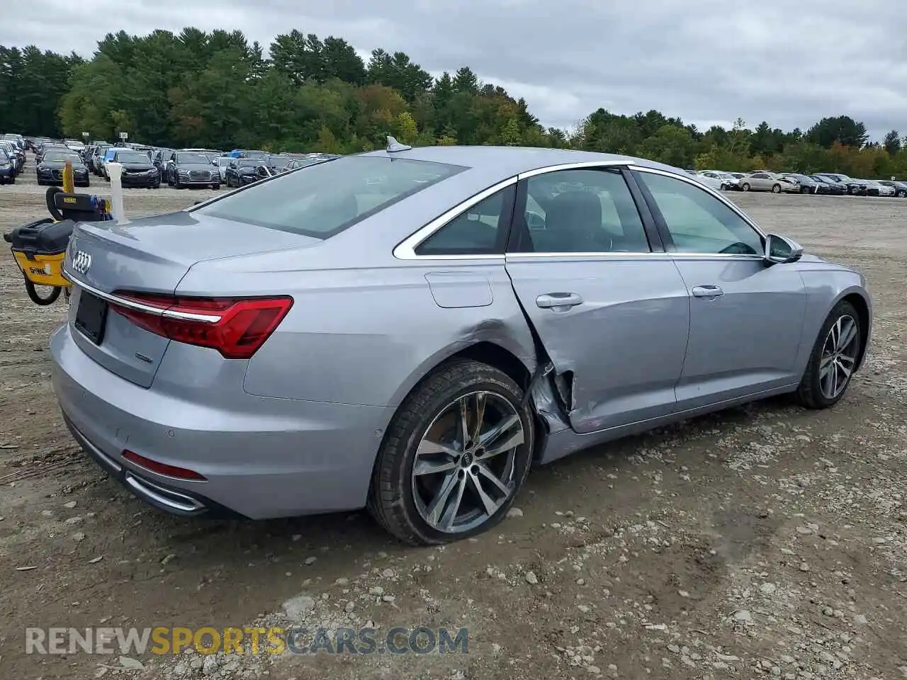 3 Photograph of a damaged car WAUD8AF26MN020512 AUDI A6 2021
