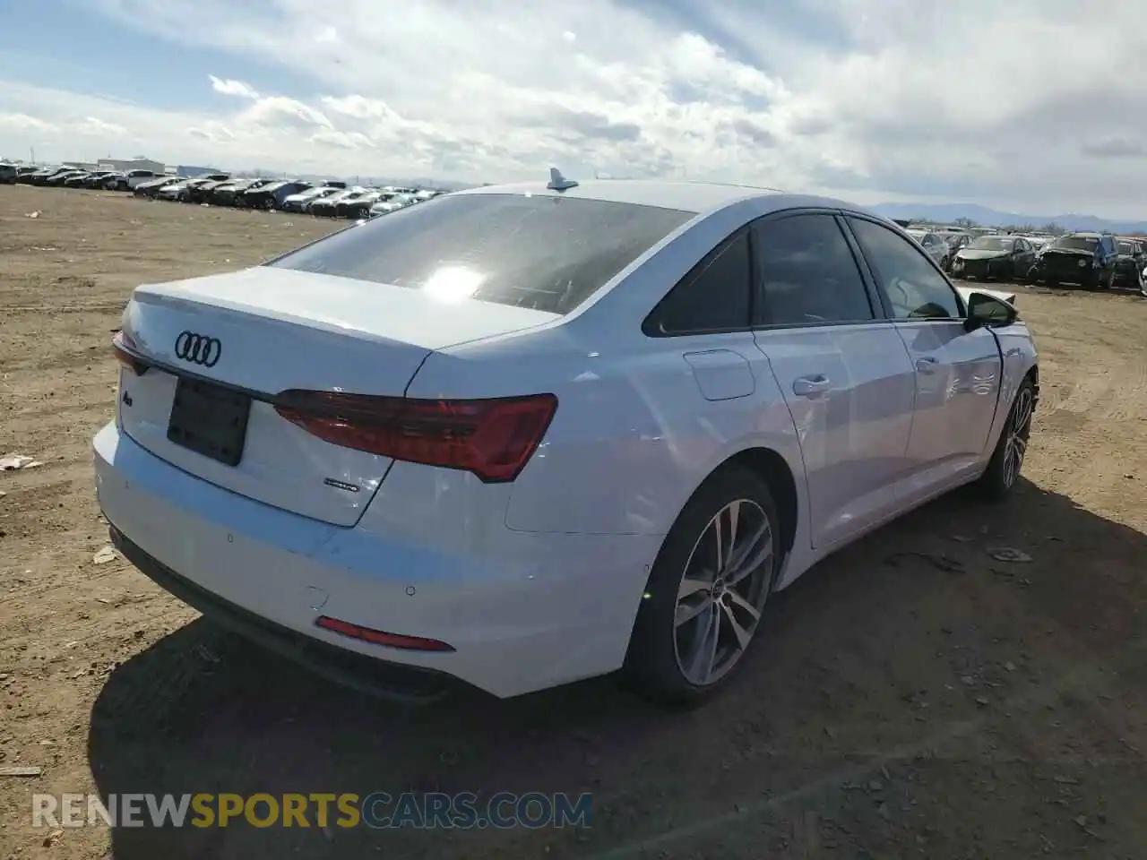 3 fotografías del automóvil dañado WAUE3AF21MN084072 AUDI A6 2021