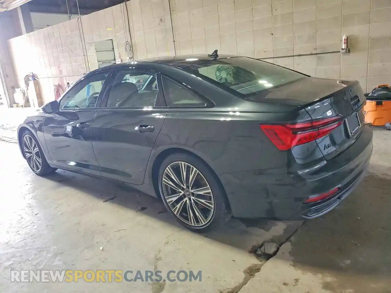 2 Photograph of a damaged car WAUE8AF26MN041624 AUDI A6 2021