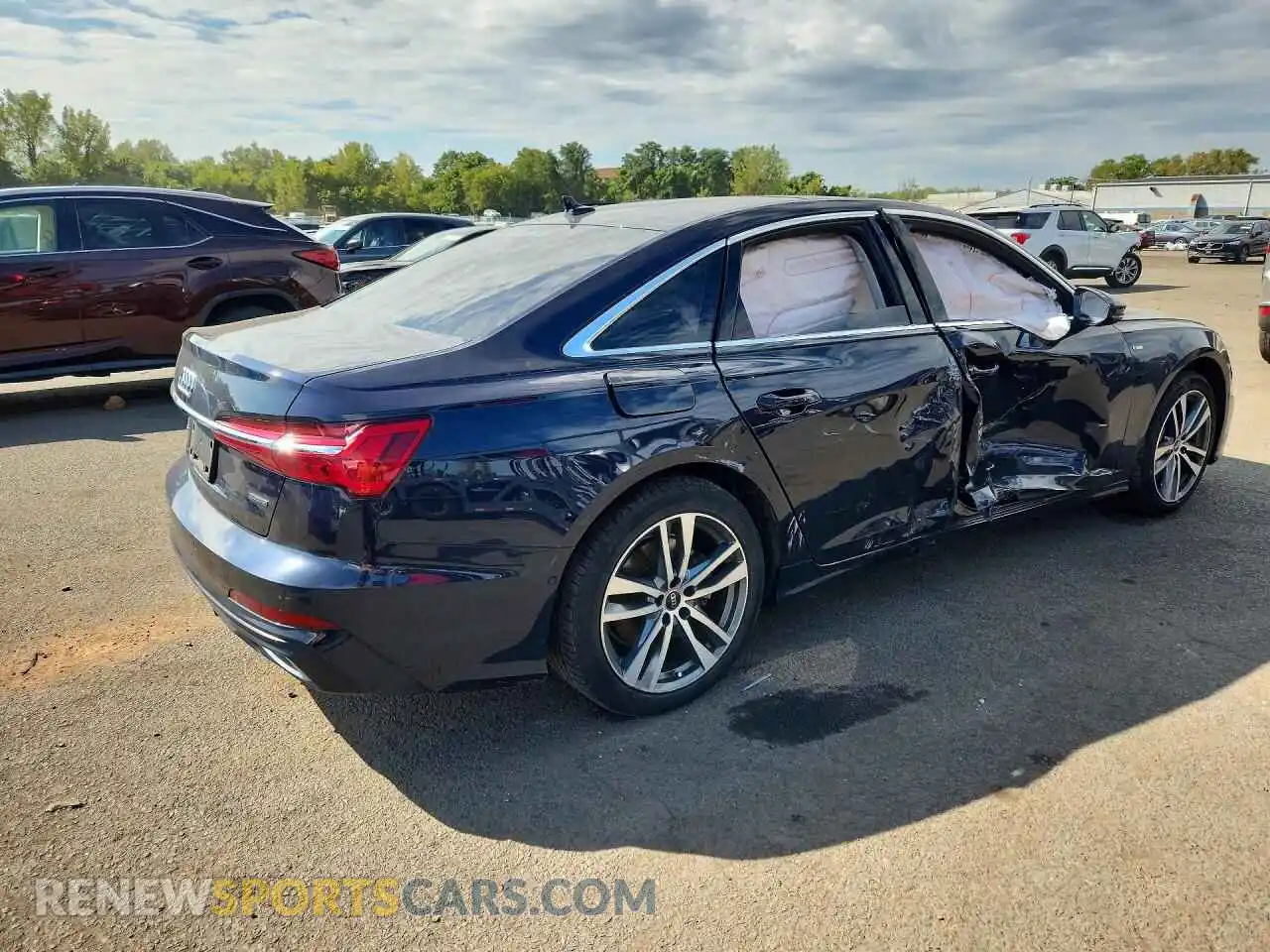 3 Photograph of a damaged car WAUK2AF21MN045911 AUDI A6 2021