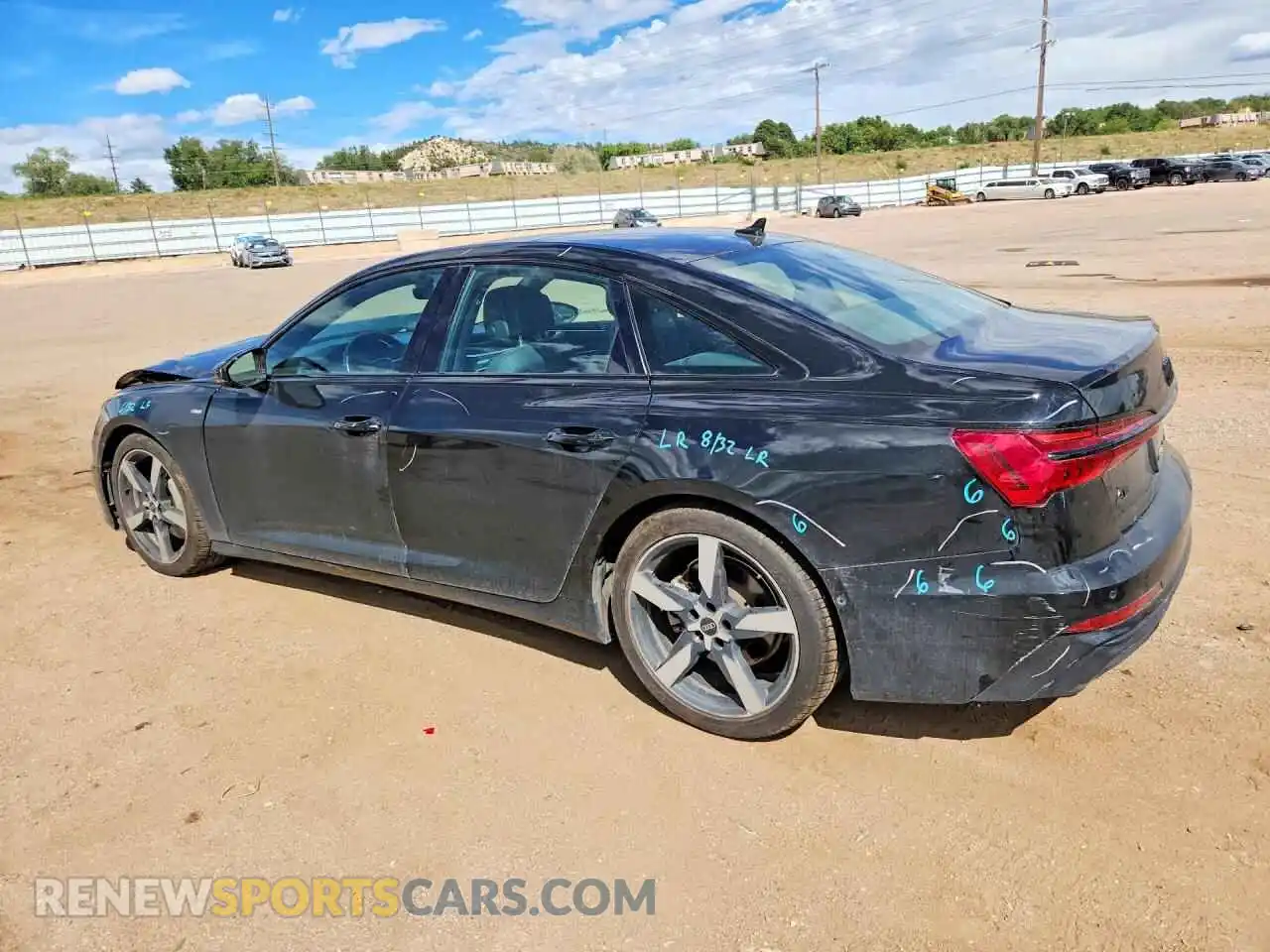 2 Фотография поврежденного автомобиля WAUL2AF27MN043018 AUDI A6 2021