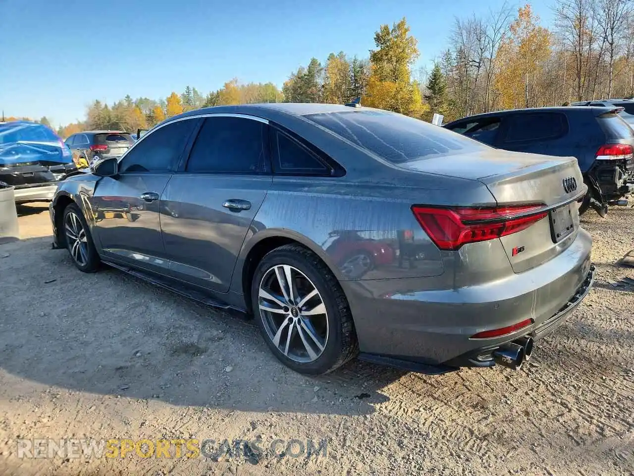 2 fotografías del automóvil dañado WAUD3AF24NN016183 AUDI A6 2022