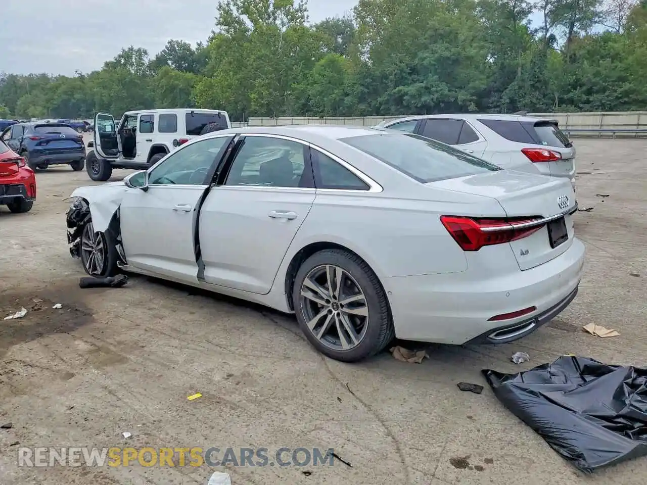2 fotografías del automóvil dañado WAUD3BF25PN021692 AUDI A6 2023